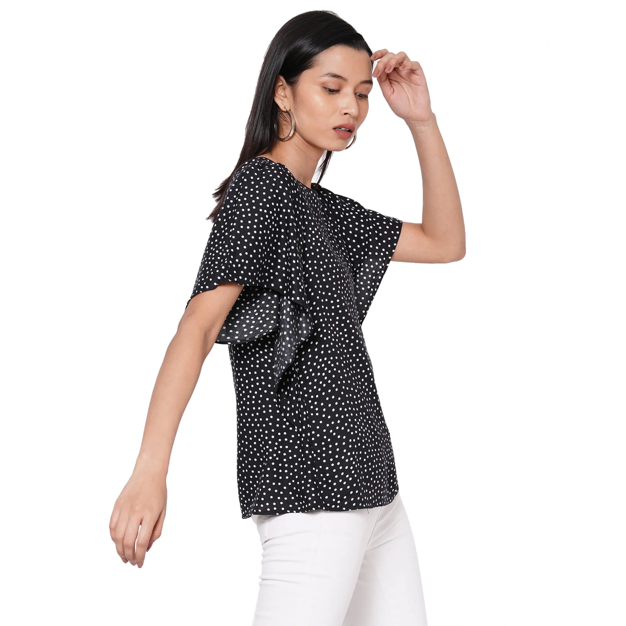 109F Black Polka Dot Top With Short Sleeves