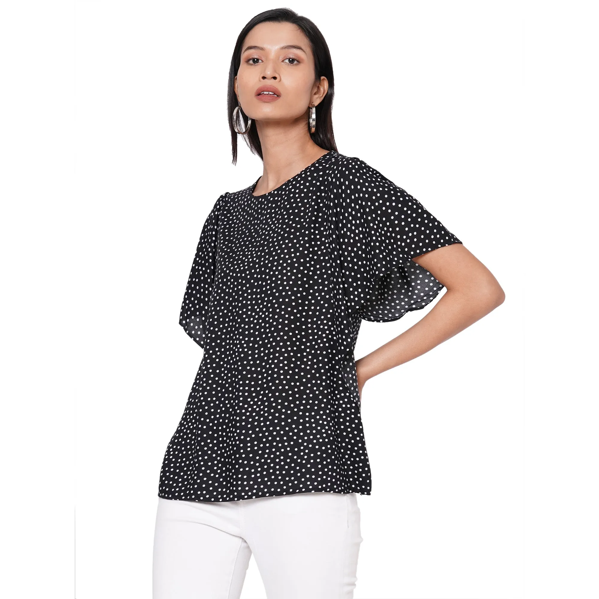 109F Black Polka Dot Top With Short Sleeves