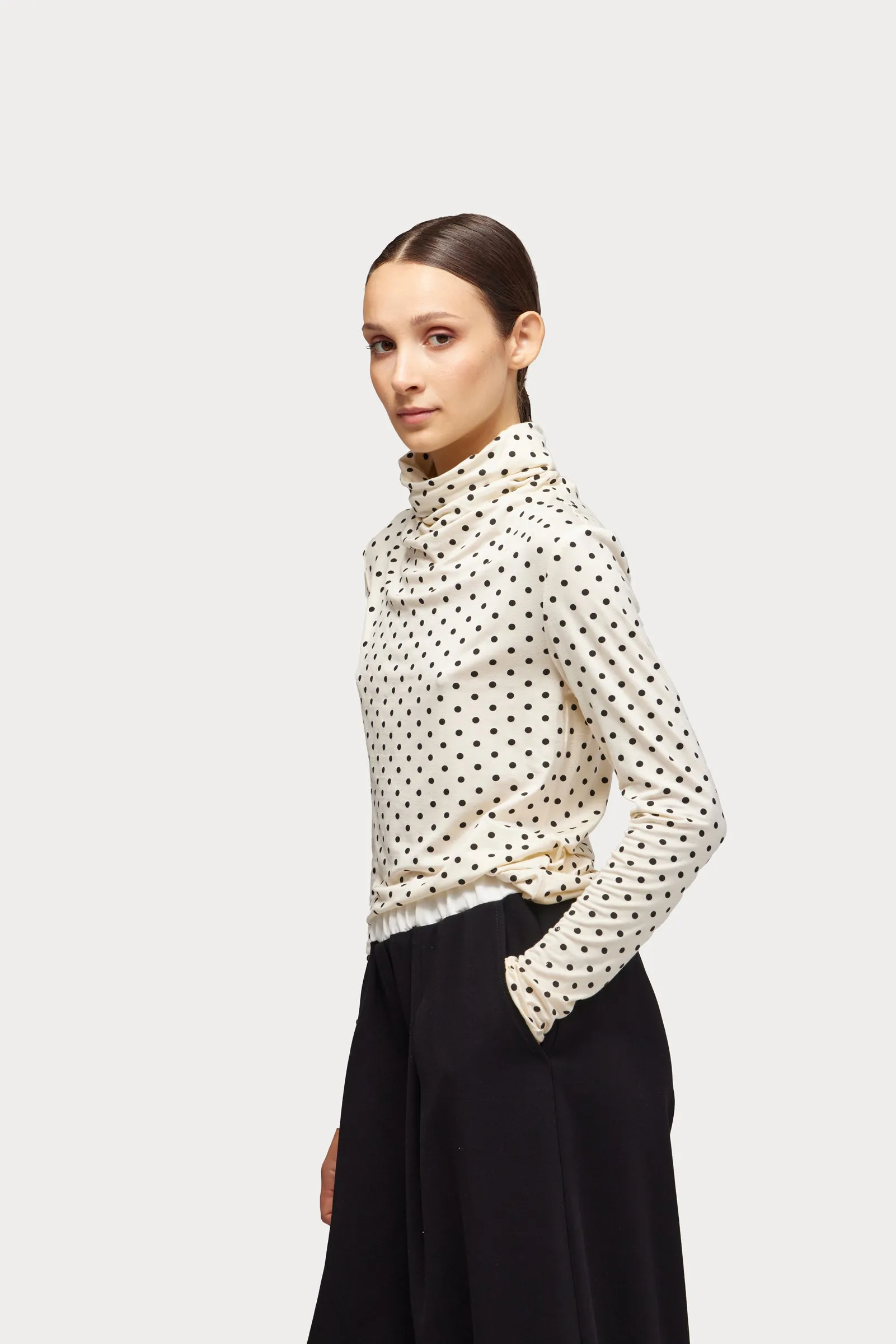 Basic Long Sleeve Top Polka Dot Beige