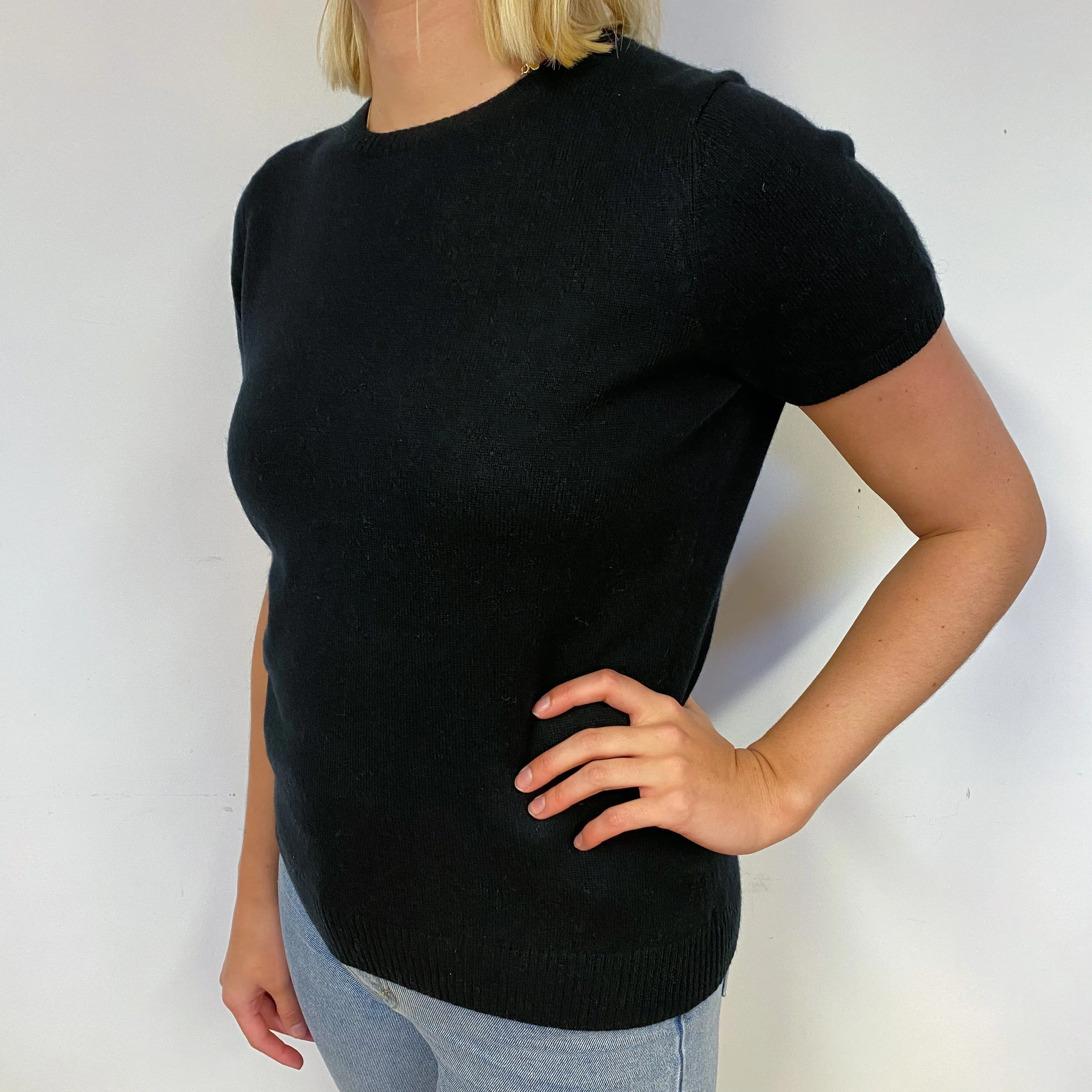 Black Cashmere Short Sleeved Crew Neck Jumper Small
