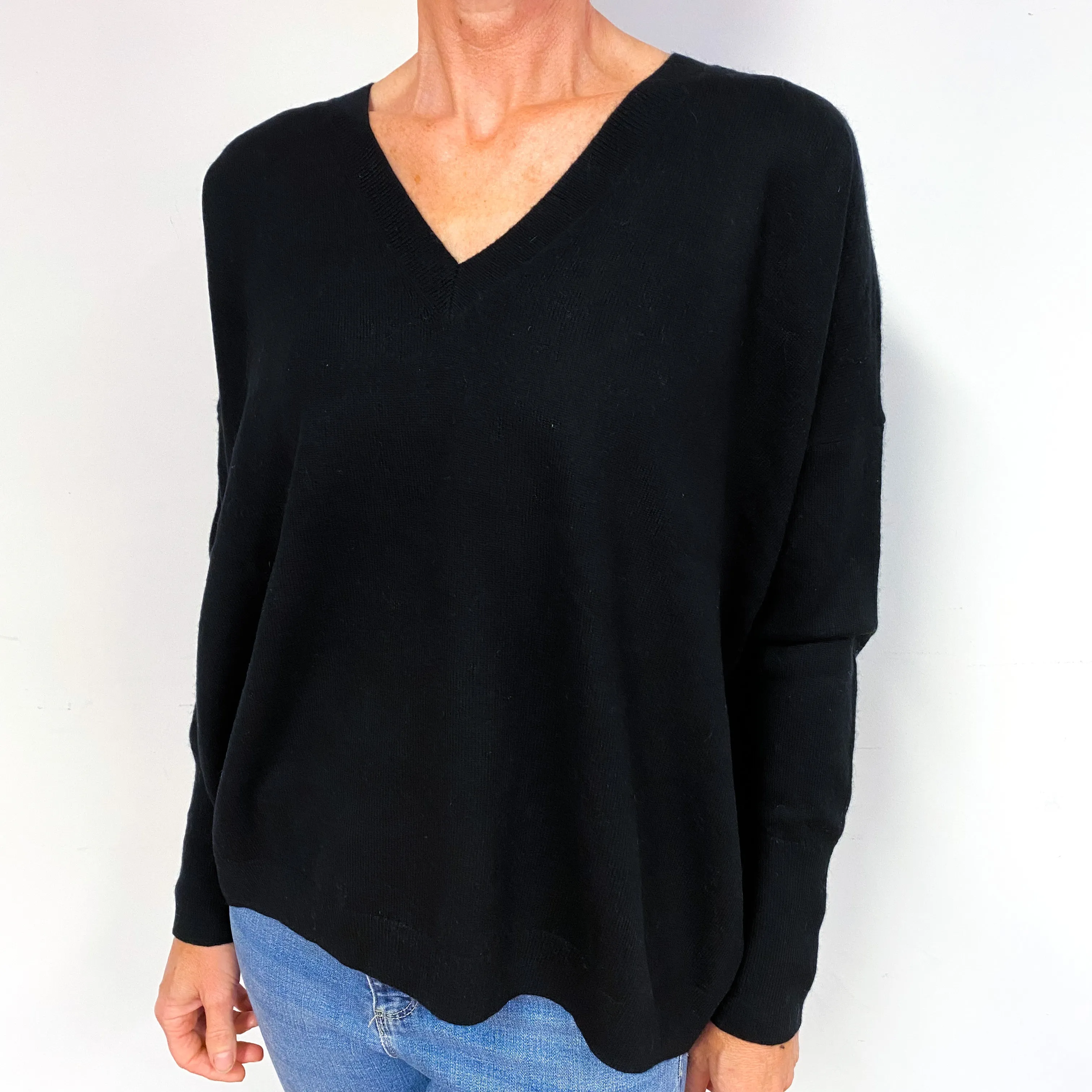 Black Super Slouchy Cashmere V-Neck Jumper Medium