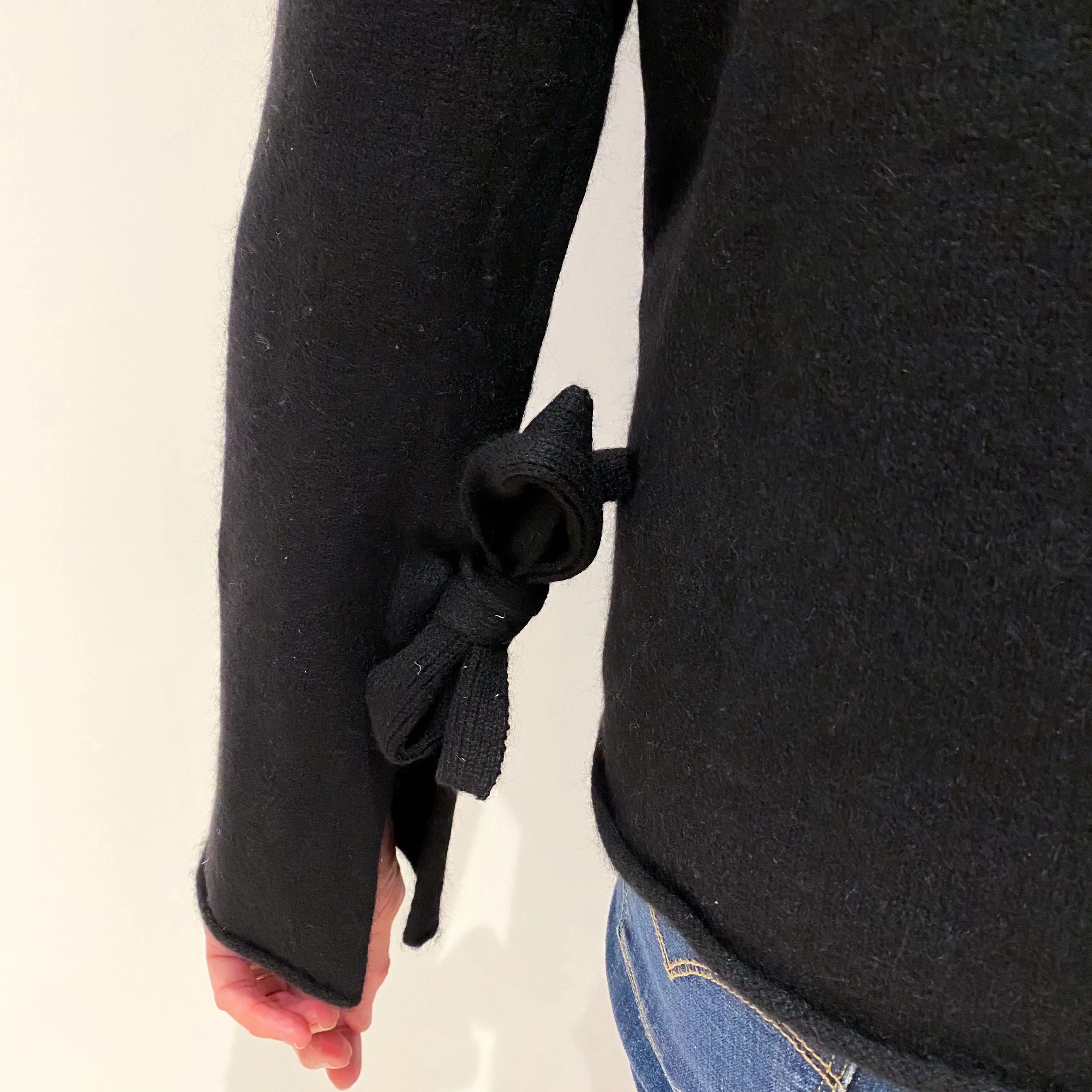 Black Tie Sleeve Cashmere Crew Neck Jumper Medium