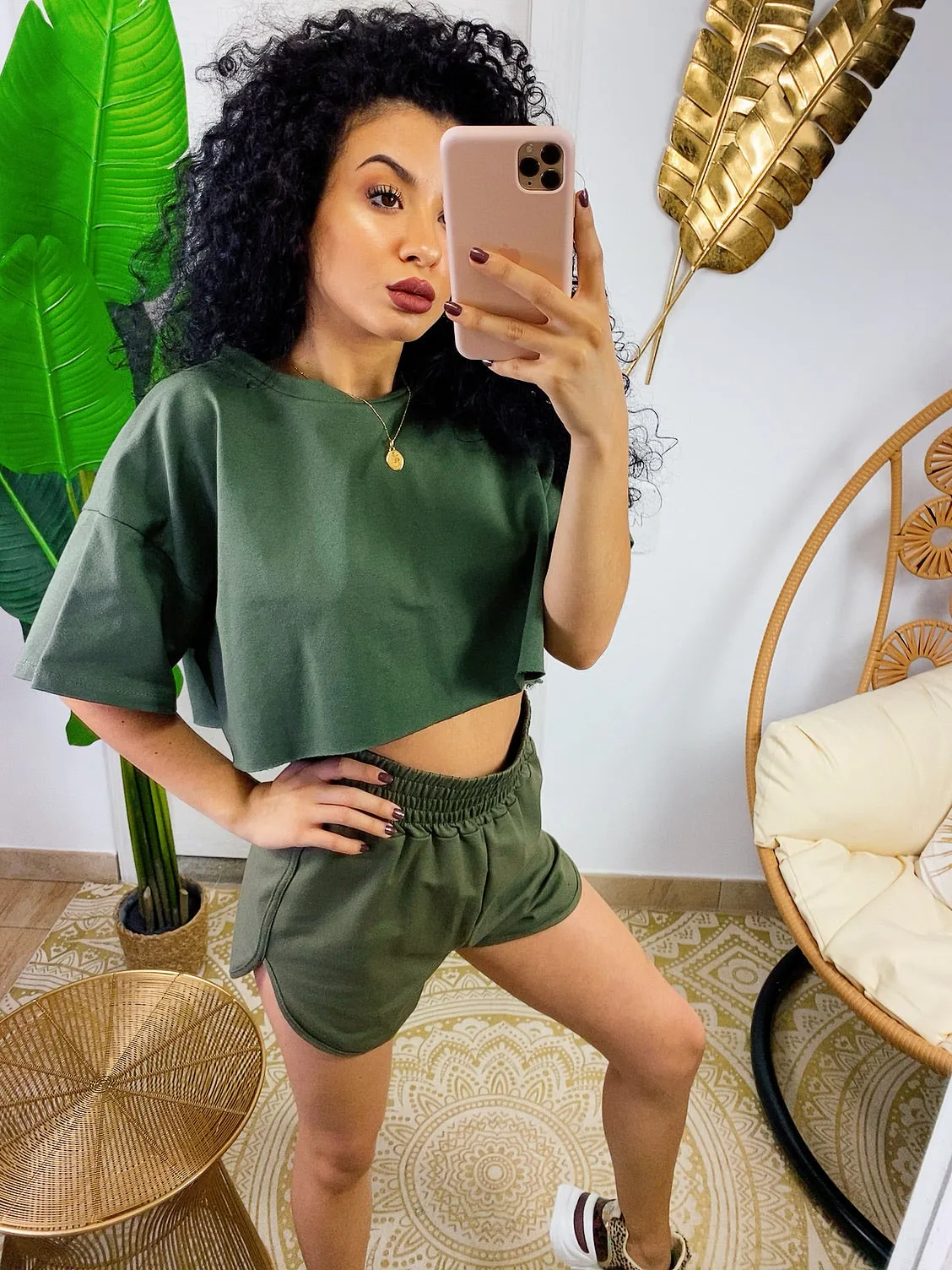 Completo sportivo maglia e short verde militare