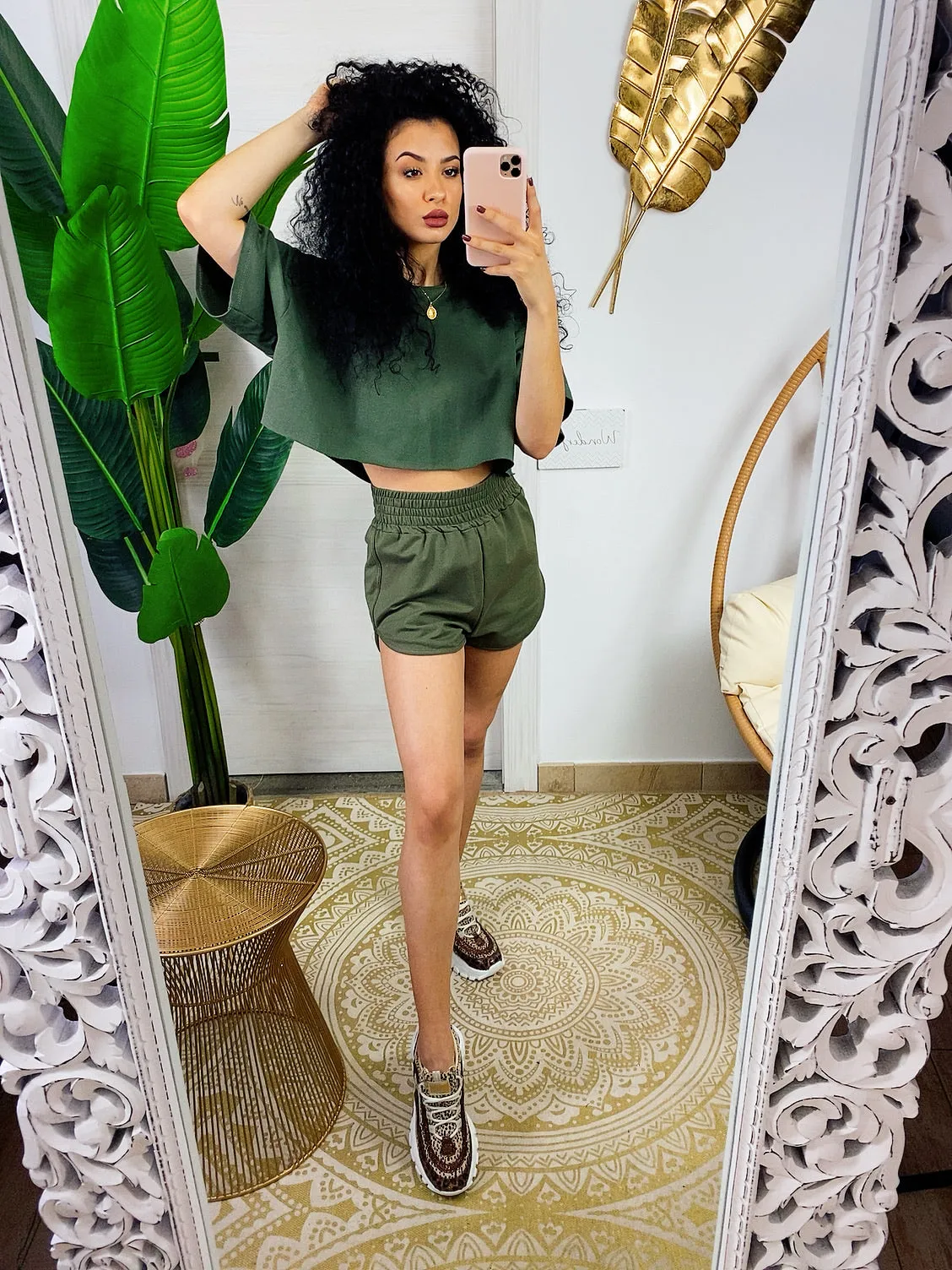 Completo sportivo maglia e short verde militare