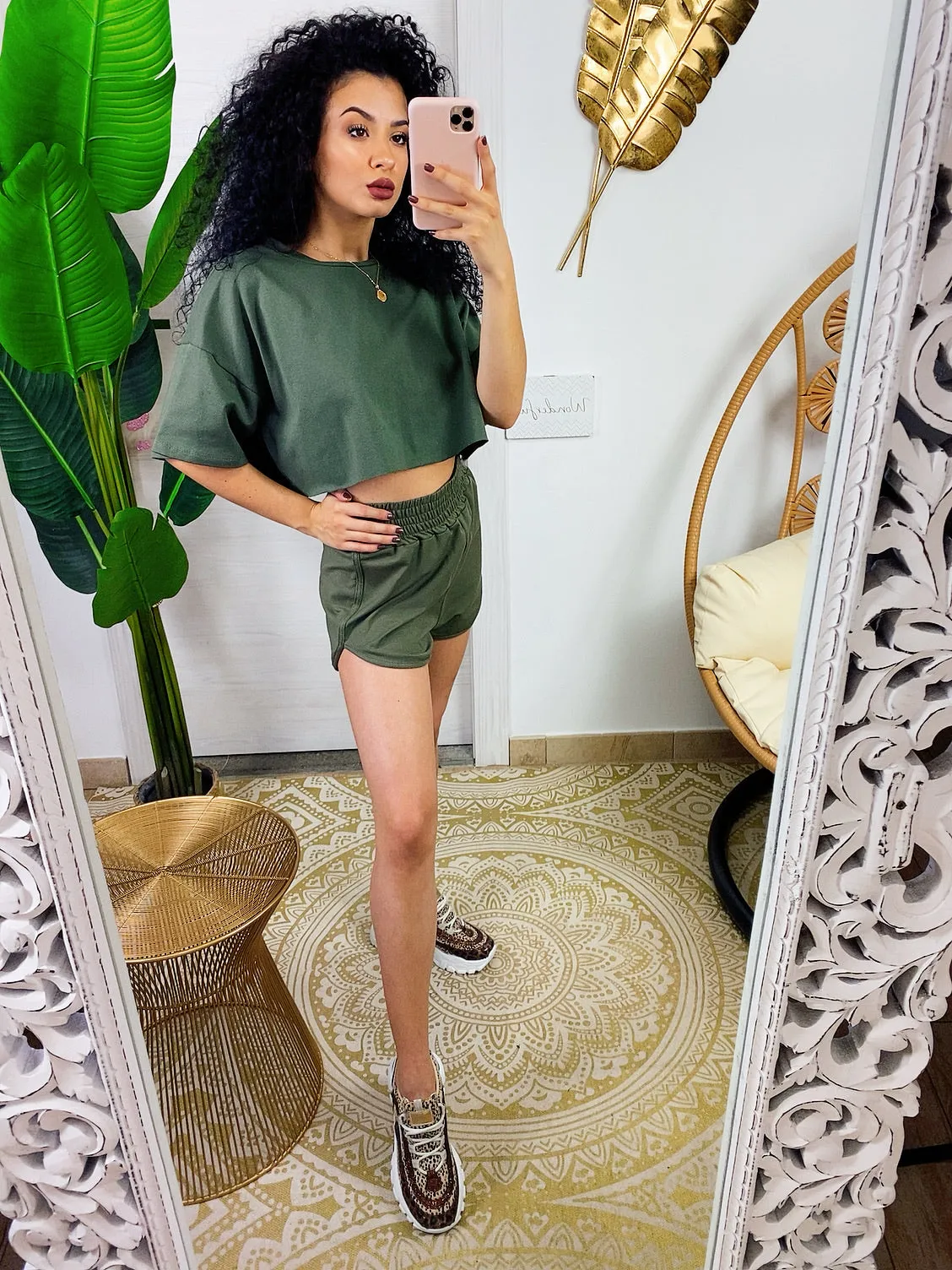 Completo sportivo maglia e short verde militare