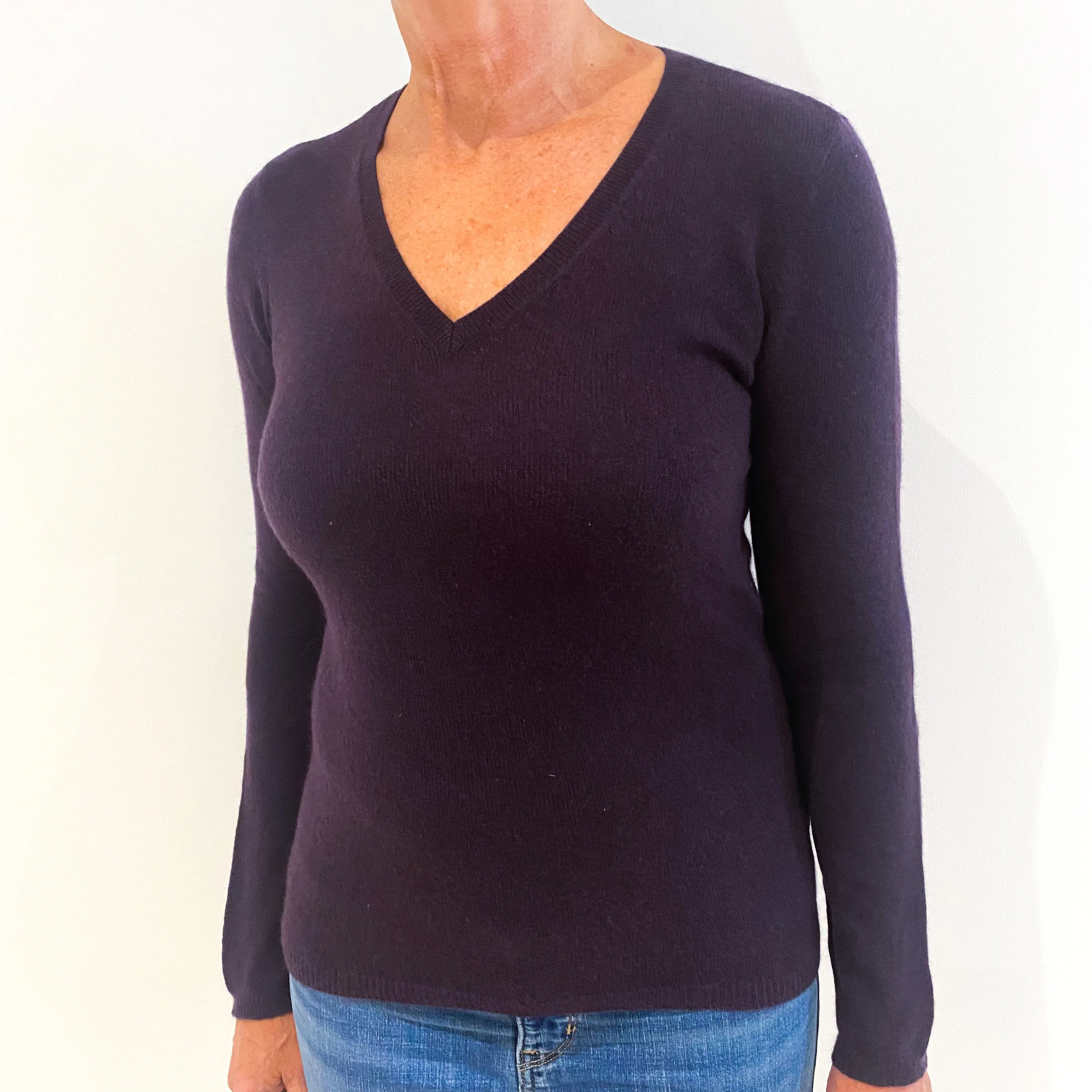 Dark Aubergine Lightweight Purple Cashmere V-Neck Jumper Medium