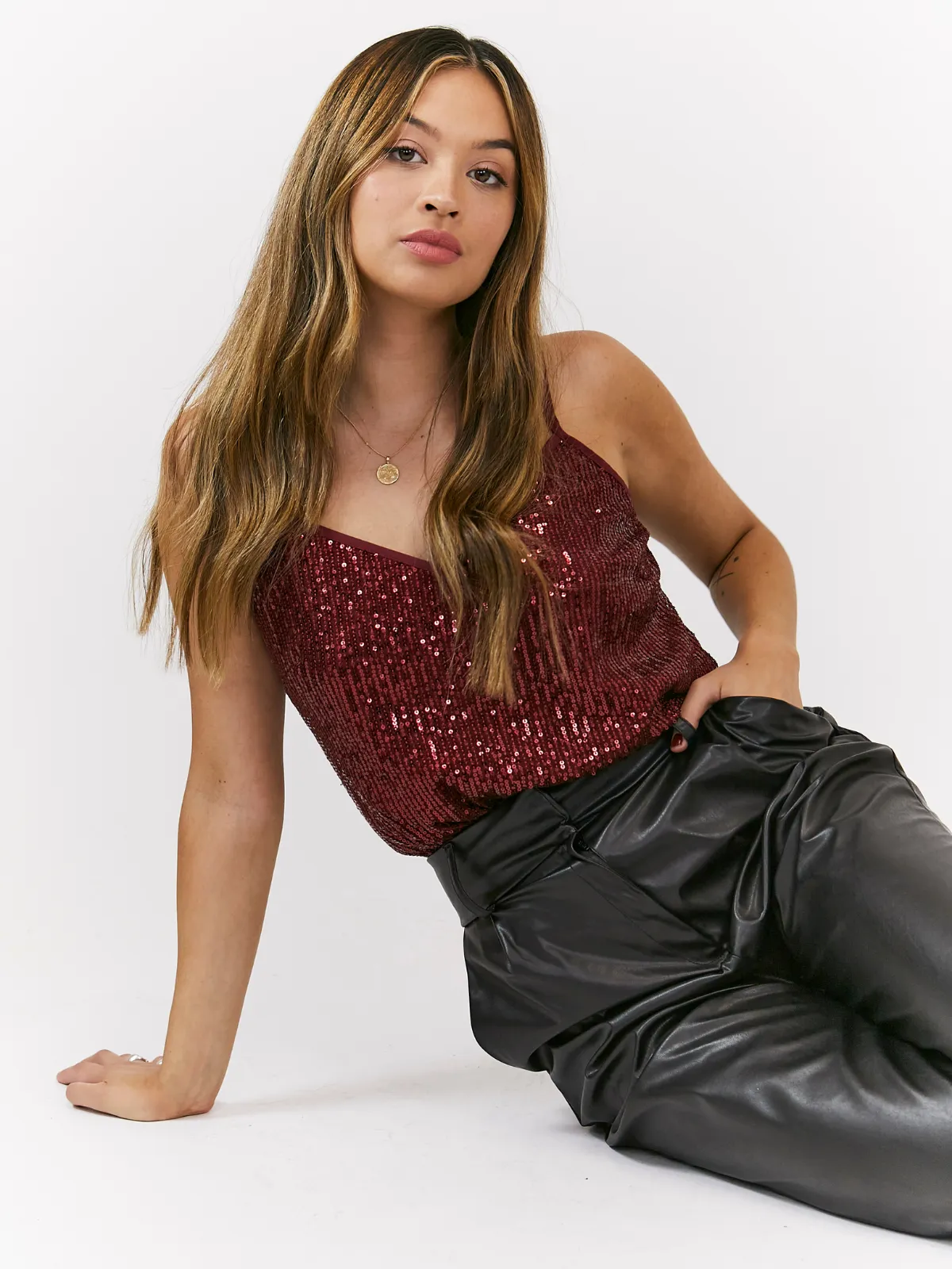 Daya Sequin V Neck Top / Mulberry
