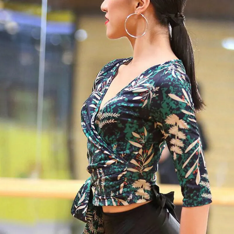 Deep V Neck Half Sleeve Dance Top with Lacing