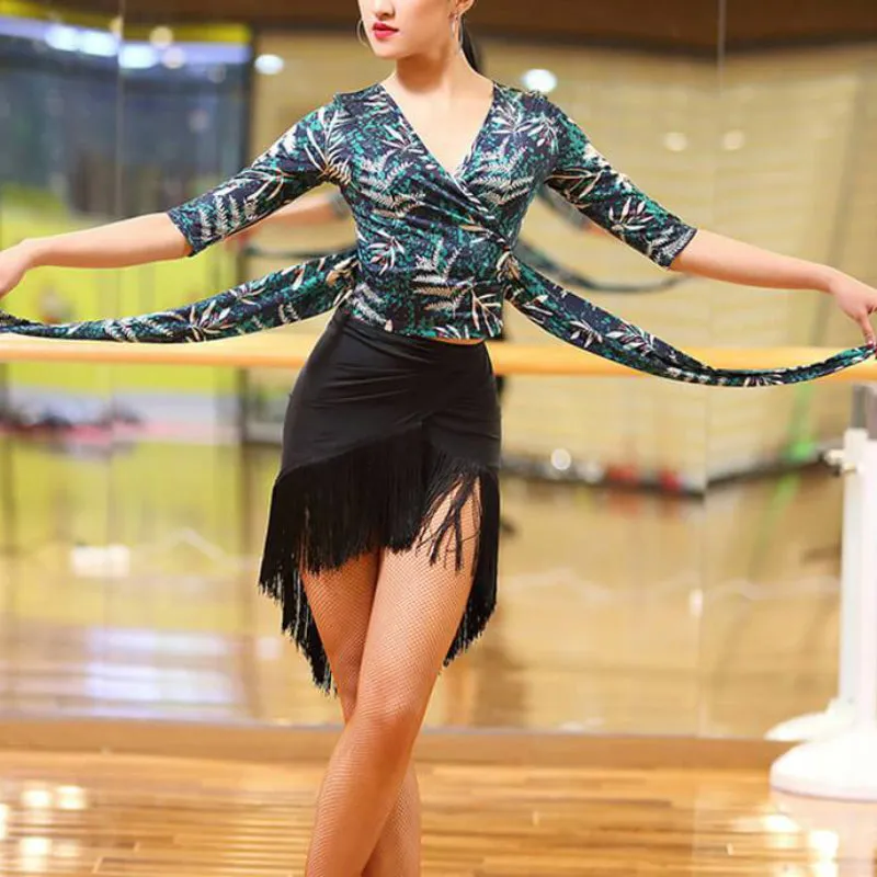 Deep V Neck Half Sleeve Dance Top with Lacing