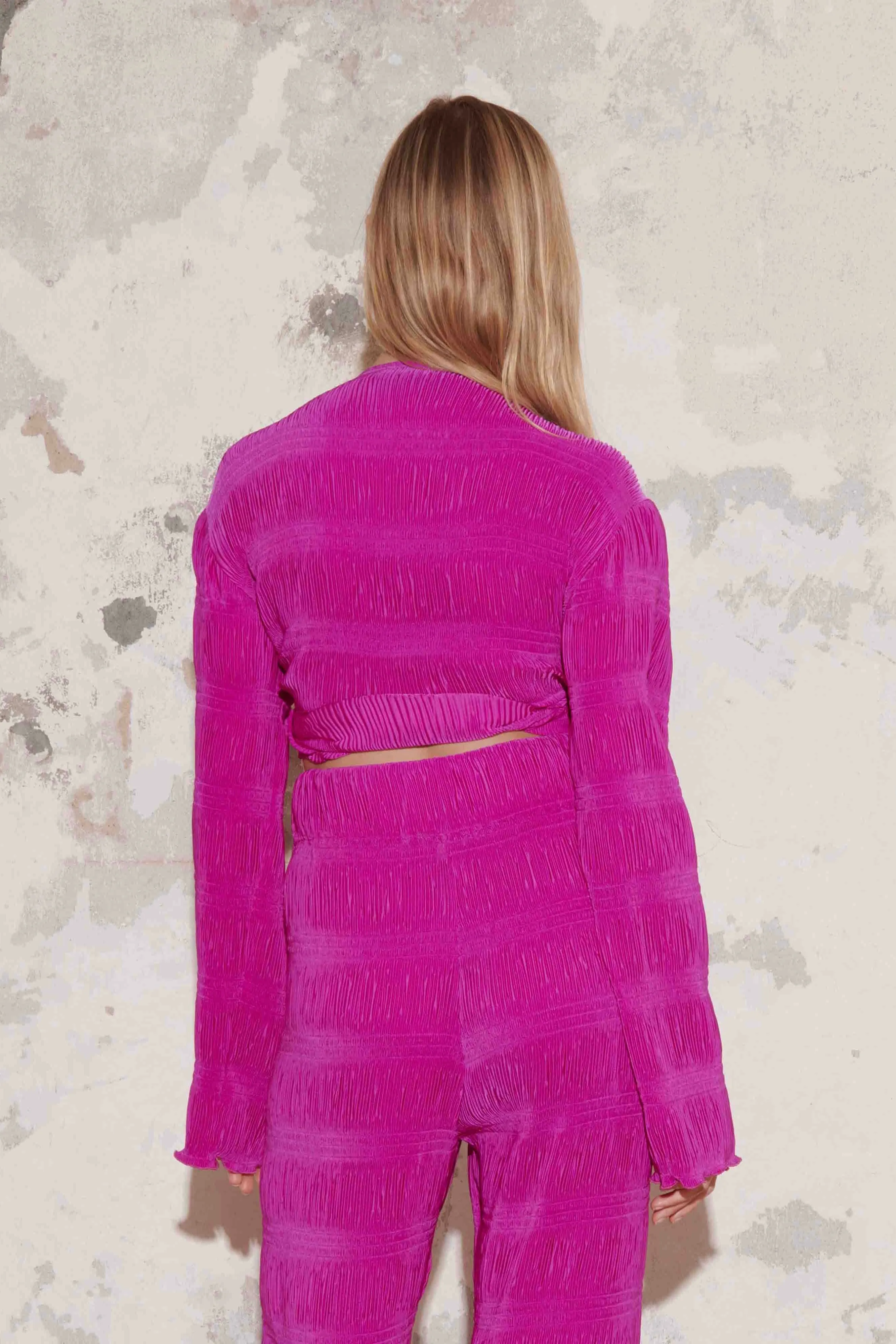 Fete Imperiale - Bonifacio Wrap Blouse: Fuchsia Pleats
