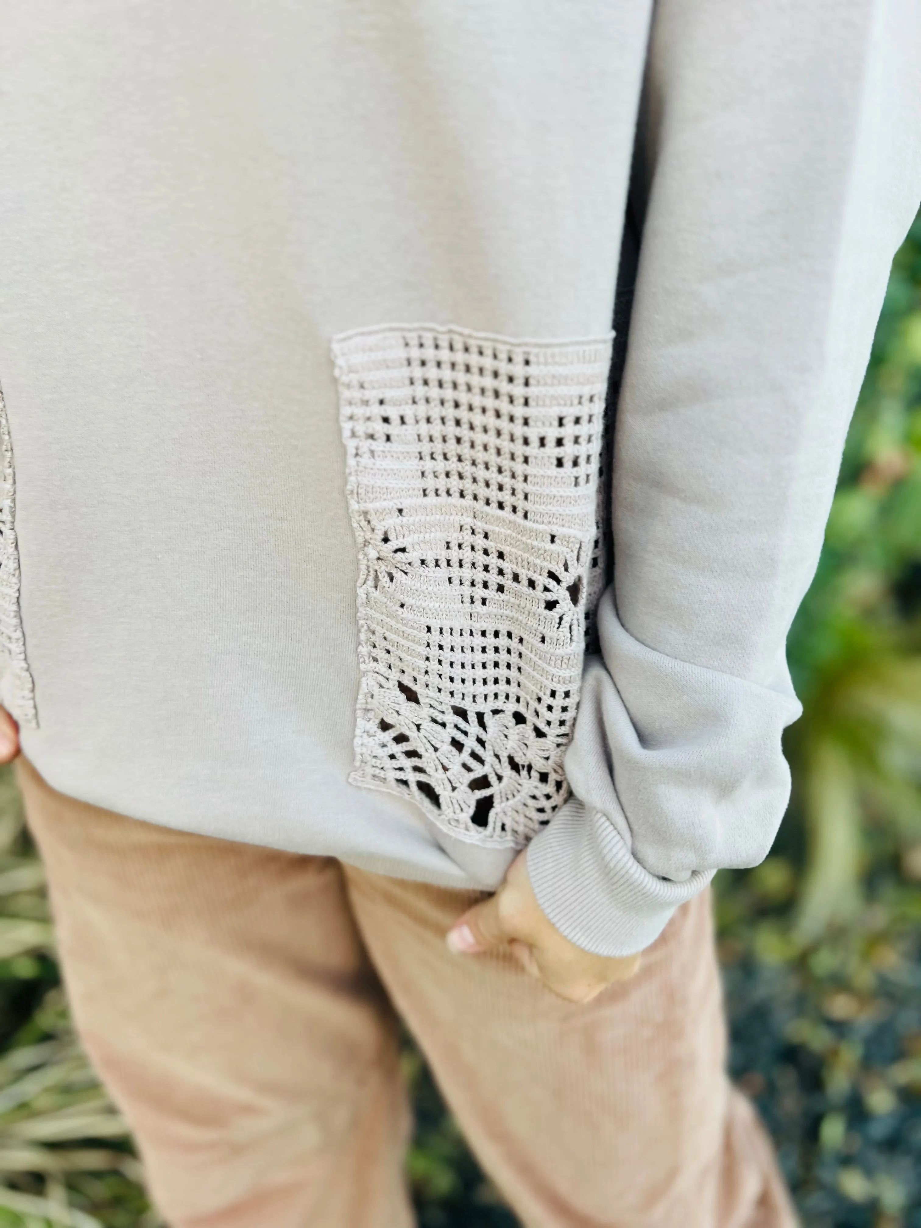 FLORENCE CROCHET PULLOVER