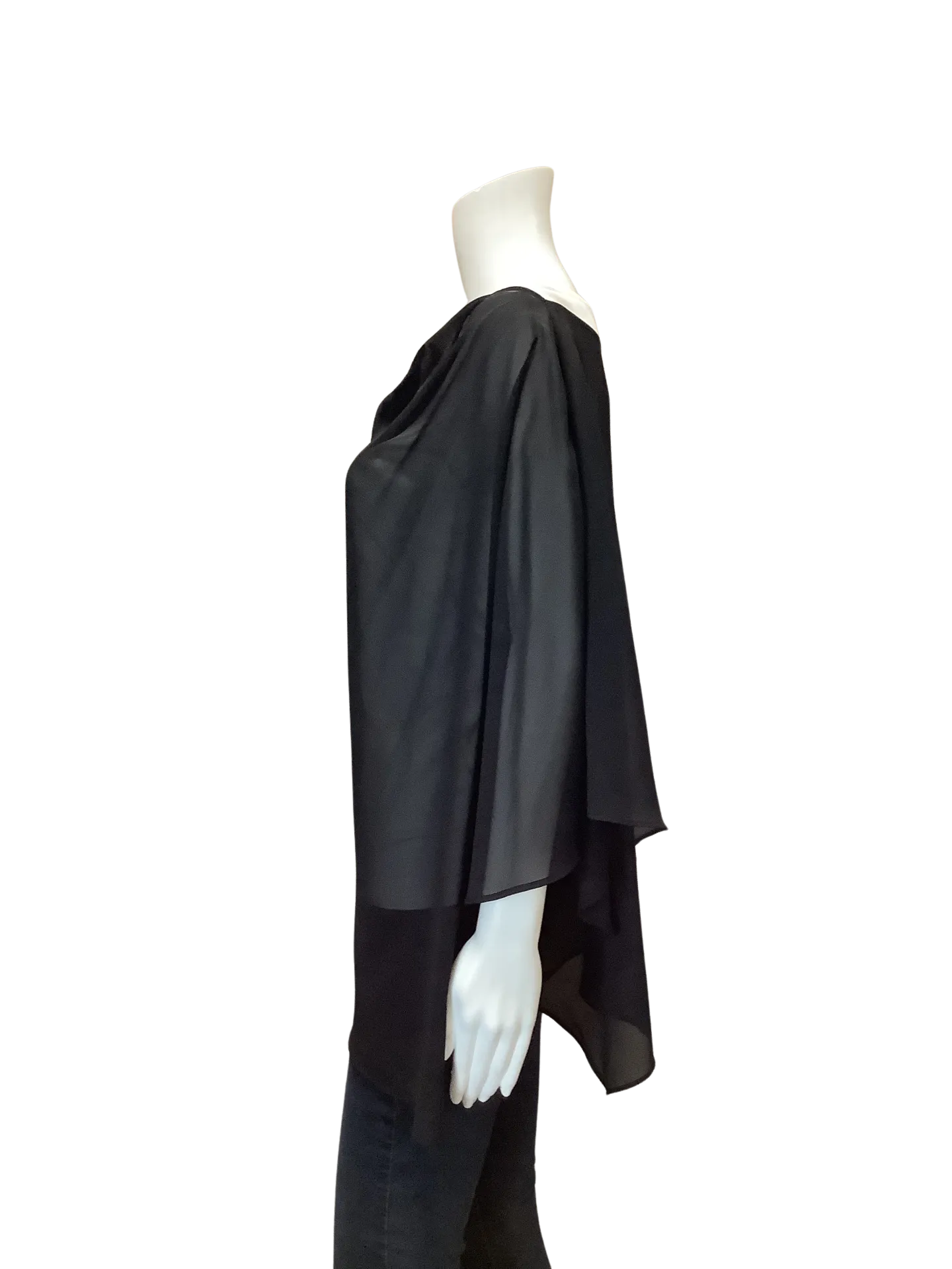 Frank Lyman Women's Cape Black Sheer Size: 16