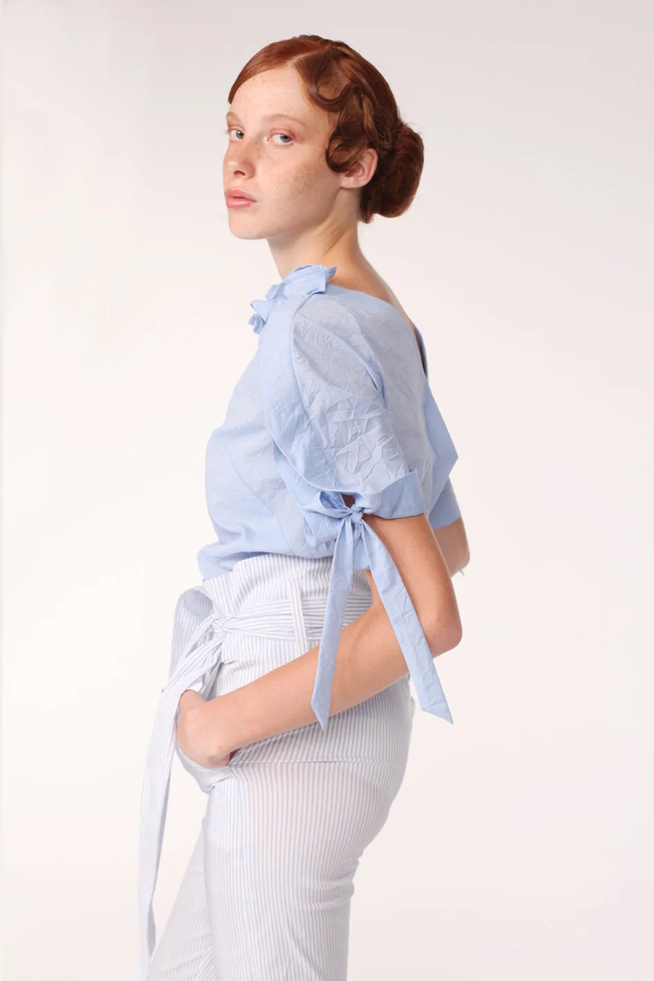 Frilly Neck Squarish Sleeves Wrinkled Cotton Top / Iceland blue