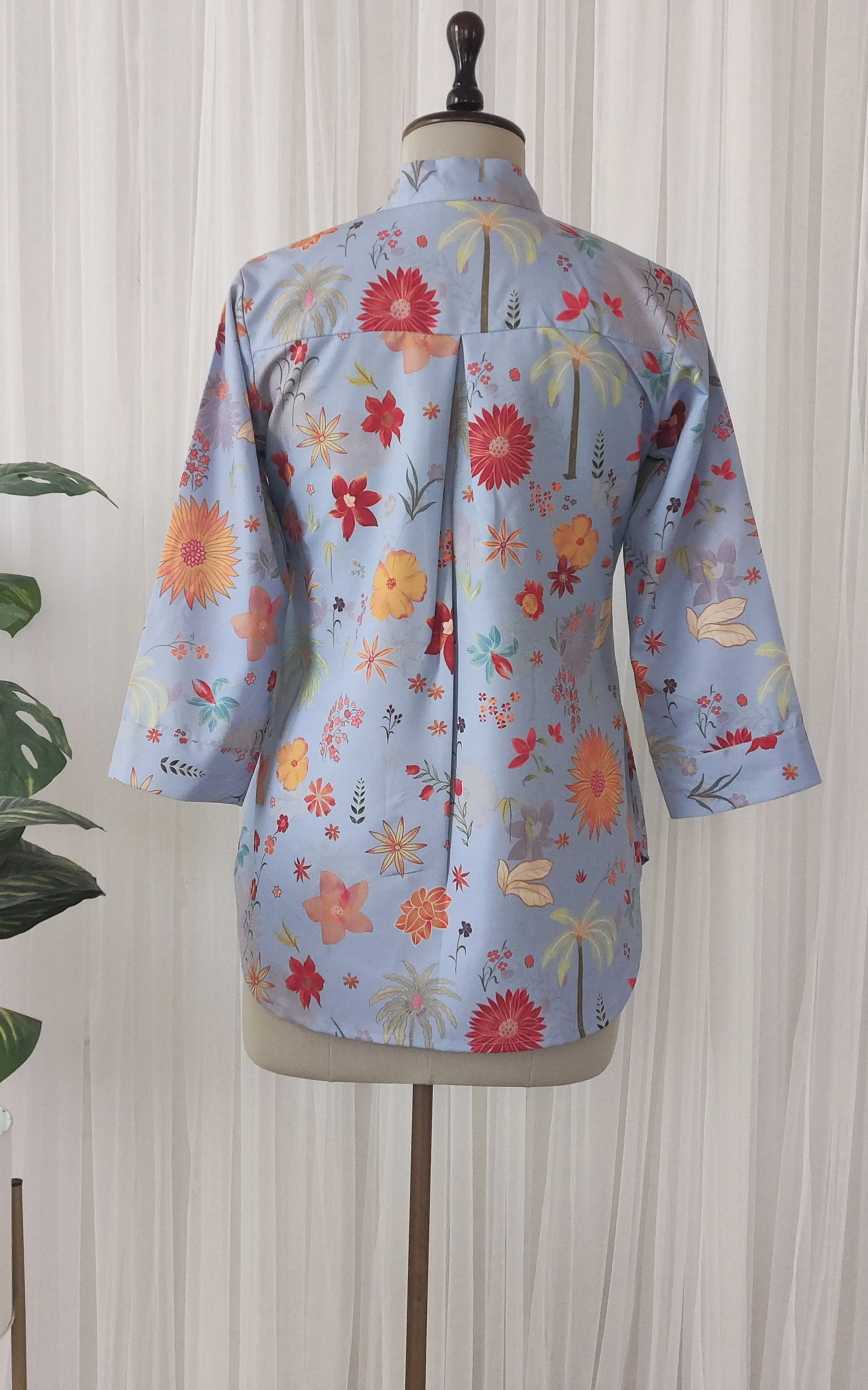 Grey Tropical Print Crepe Top