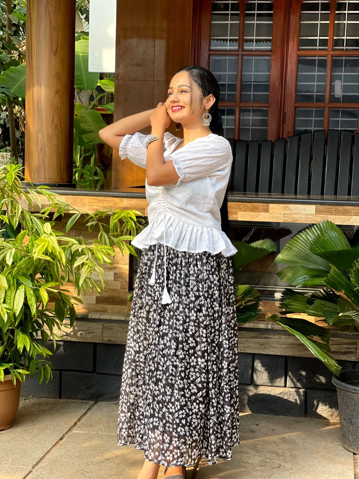 Hakoba Top with Skirt
