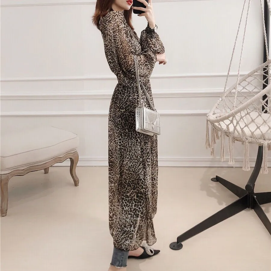 I'll Kiss You Longer Outer Blouse
