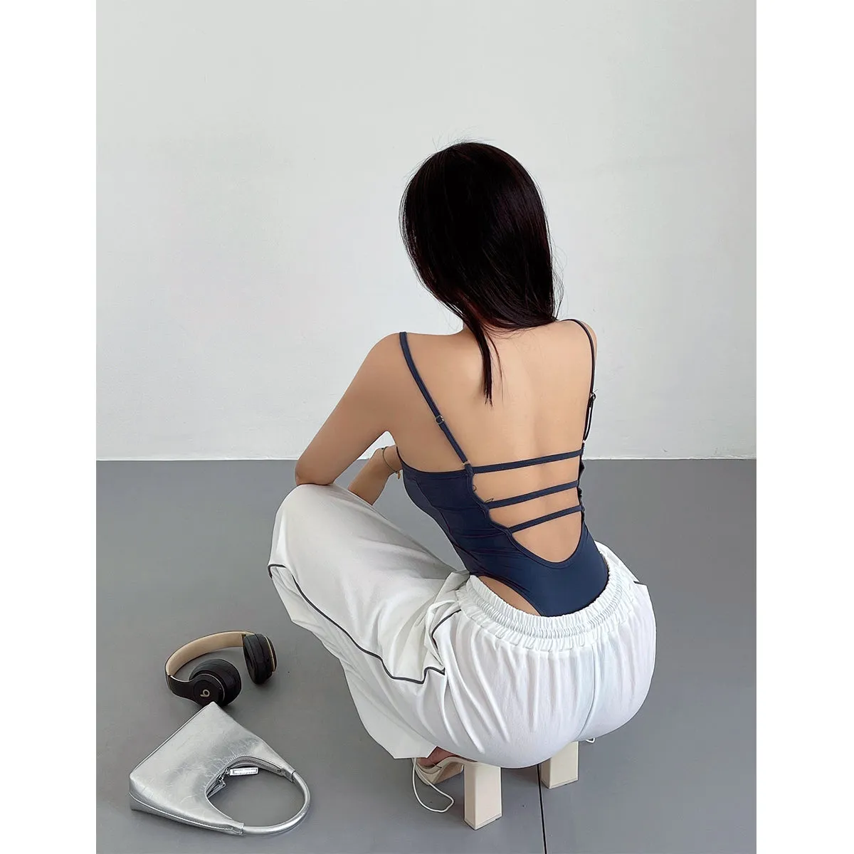 Levia Solid Color Chest Pad Spaghetti Strap Backless Straps Slim Bodysuit Top