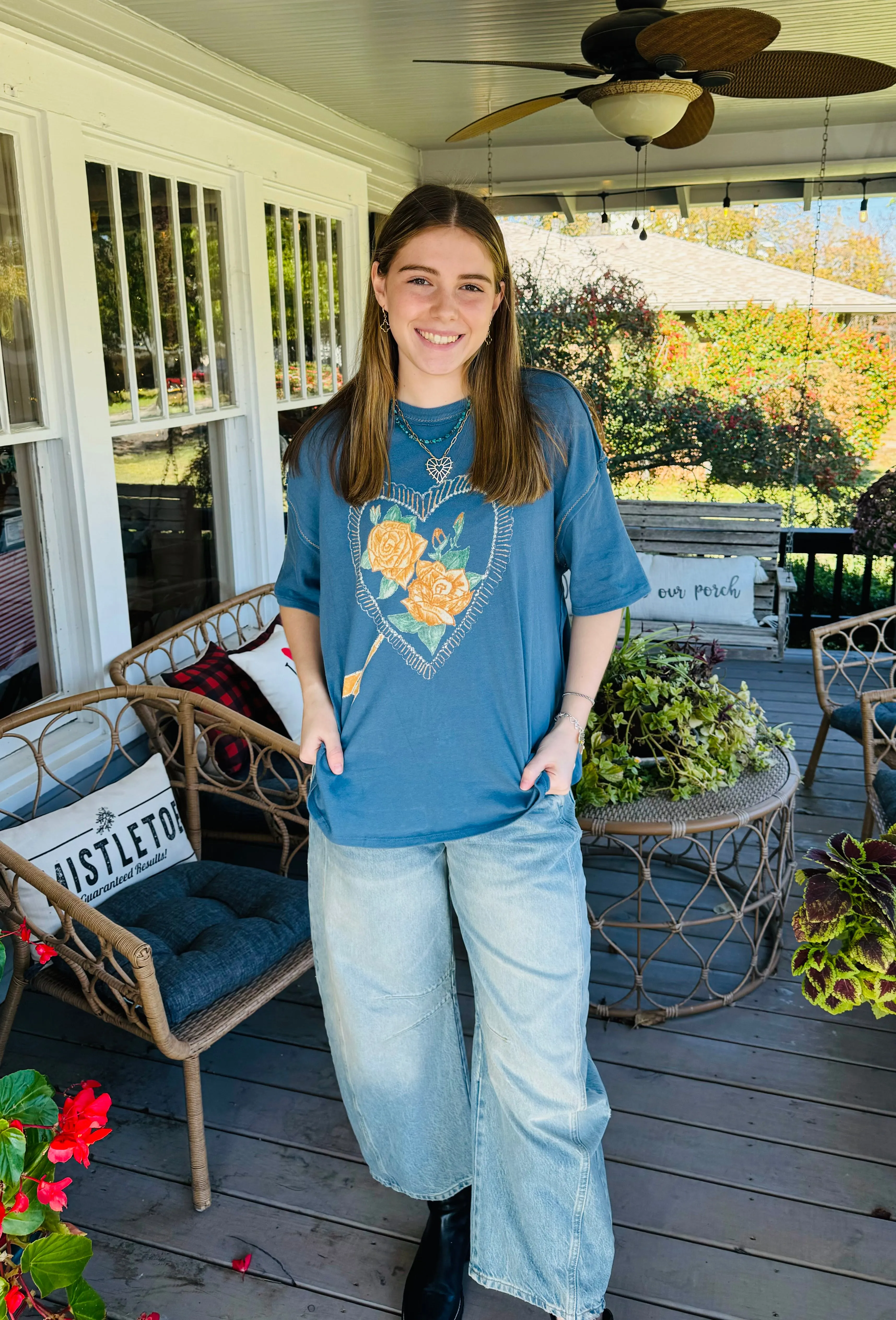 LOVE ROSE TEE