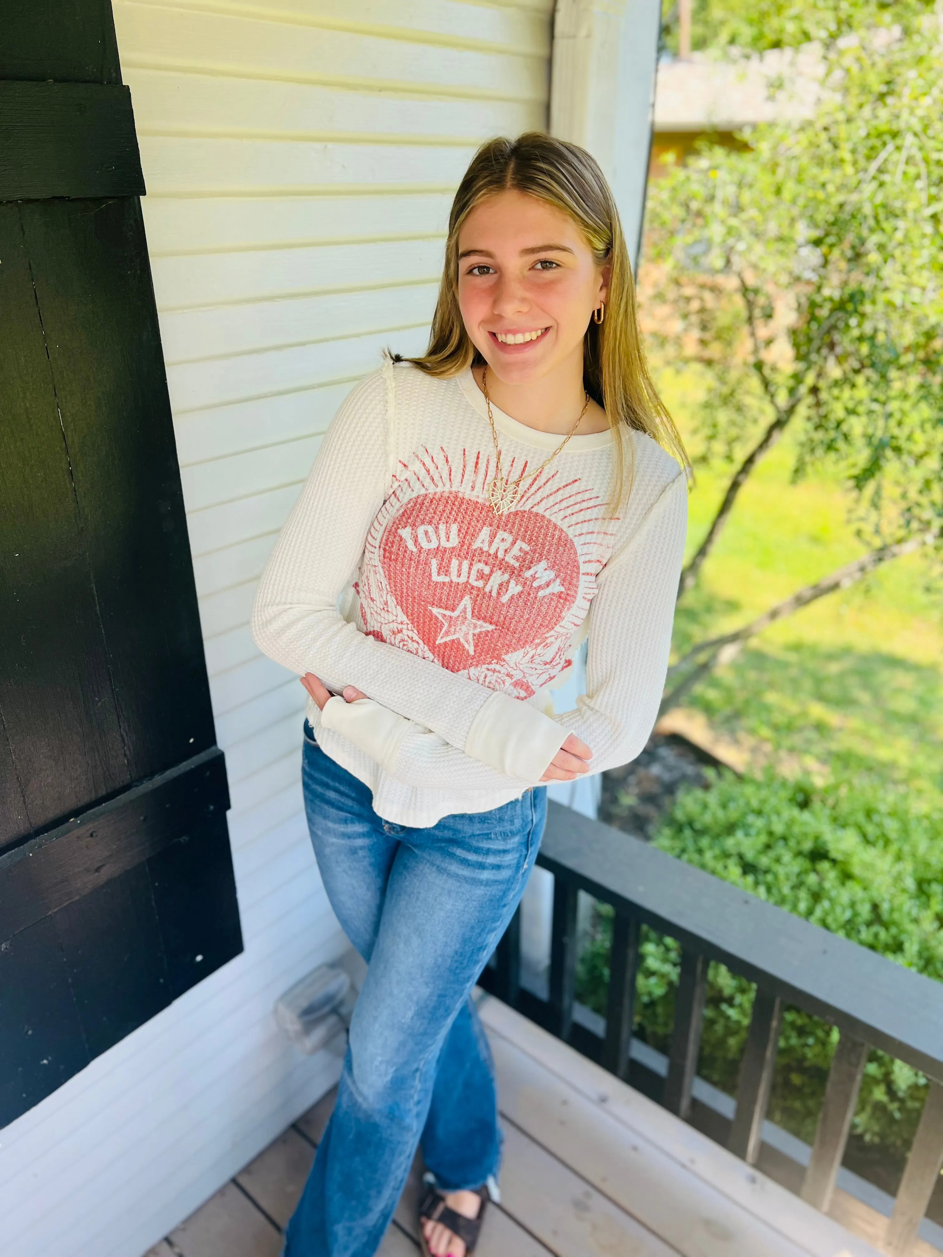 LUCKY LOCKET TEE