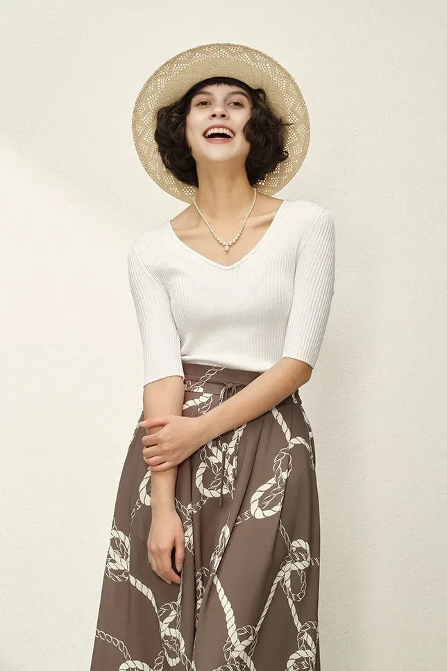 Machine Washable 100 Silk Short Sleeve V Neck Ribbed Silk Knit Top