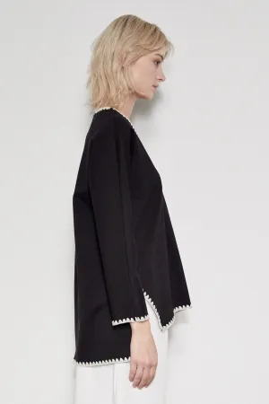 MEIMEIJ - V NECK HI LOW TOP WITH EMBROIDERED CONTRAST STITCH DETAIL