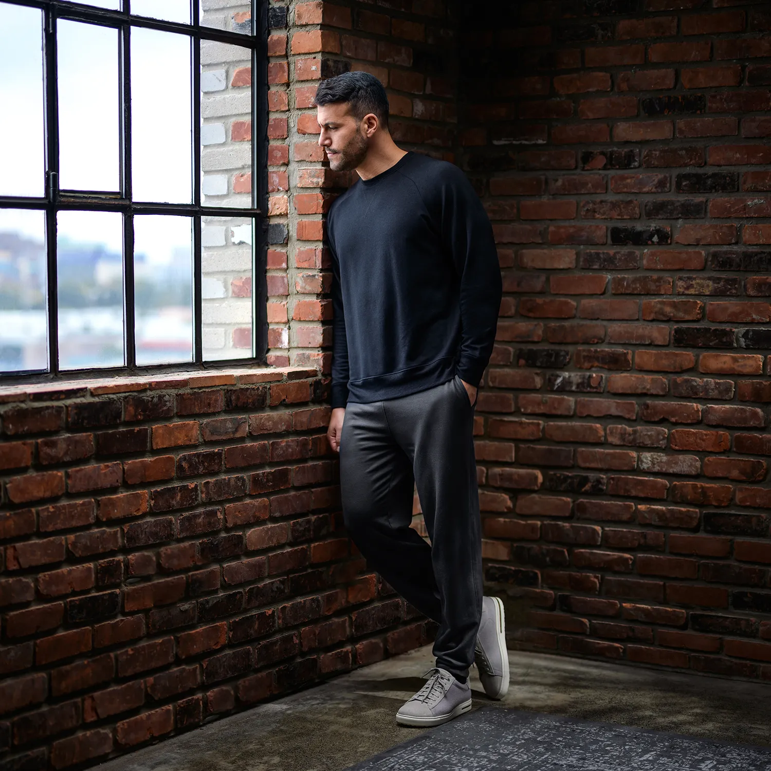 Men's Essential Crew