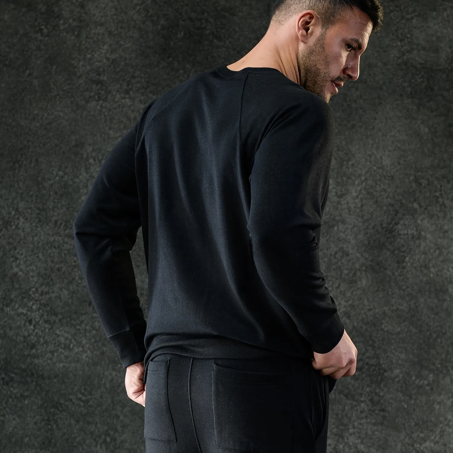 Men's Essential Crew