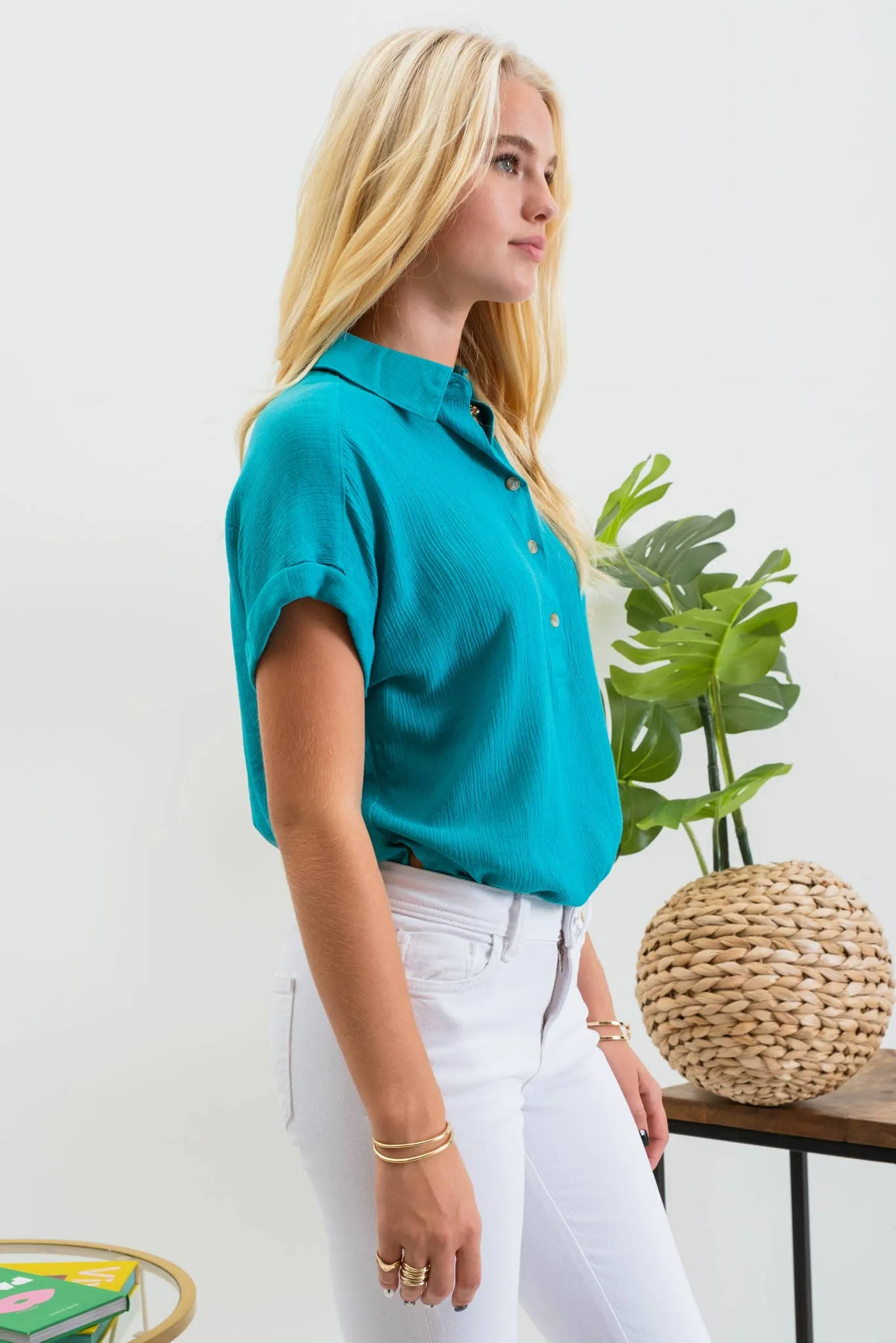MID BUTTON DOWN WOVEN TOP