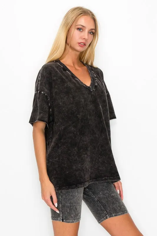 Mineral Wash V-Neck Basic T (3 Options)