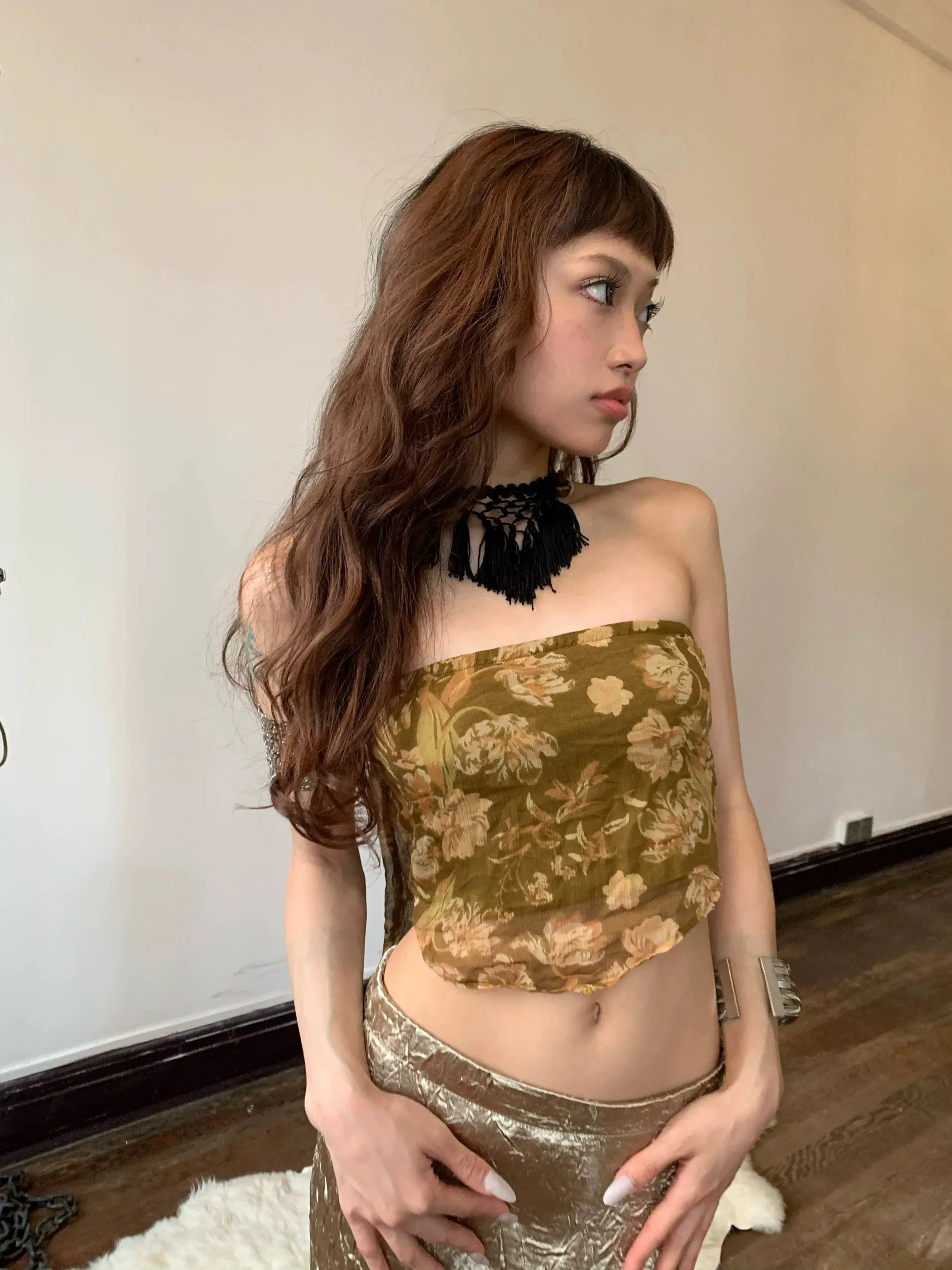 Olive green cuff   Strapless, off-the-shoulder top
