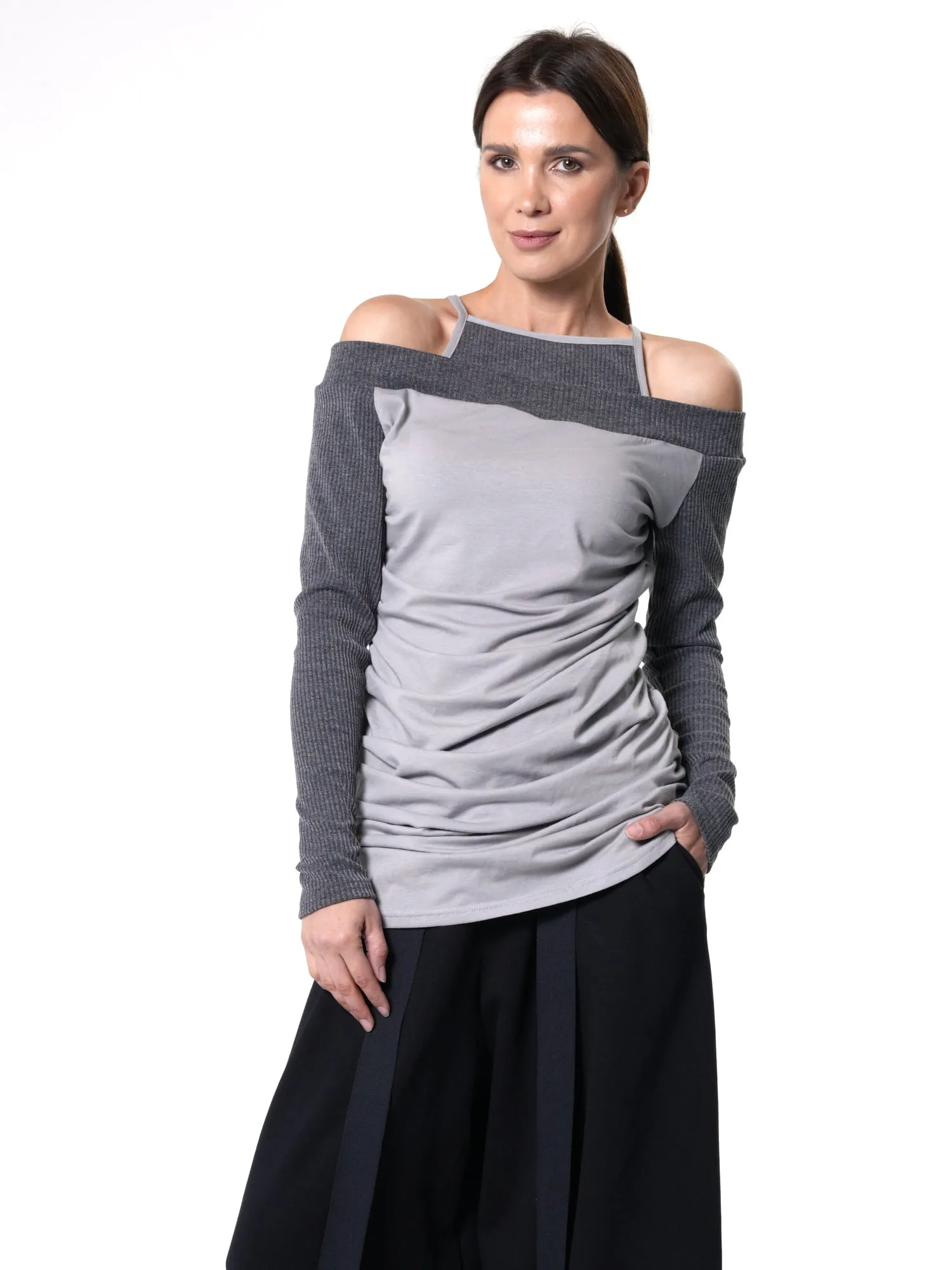 Open Shoulders Long Sleeve Top in Gray