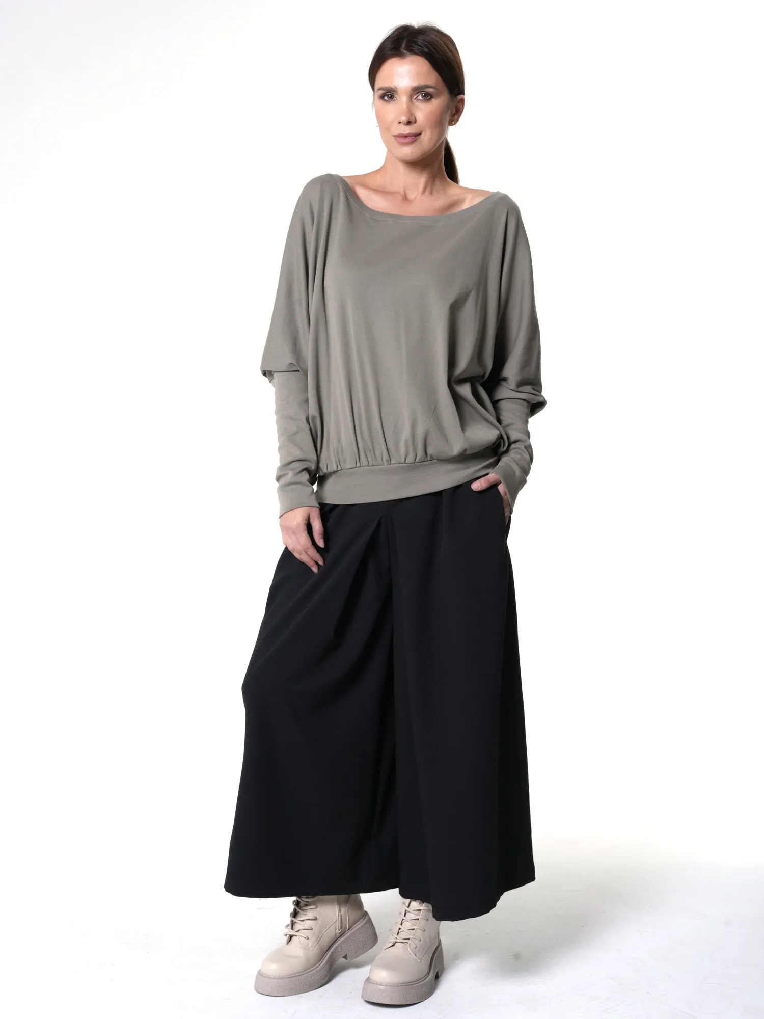 Oversize Top With Fitted Sleeves