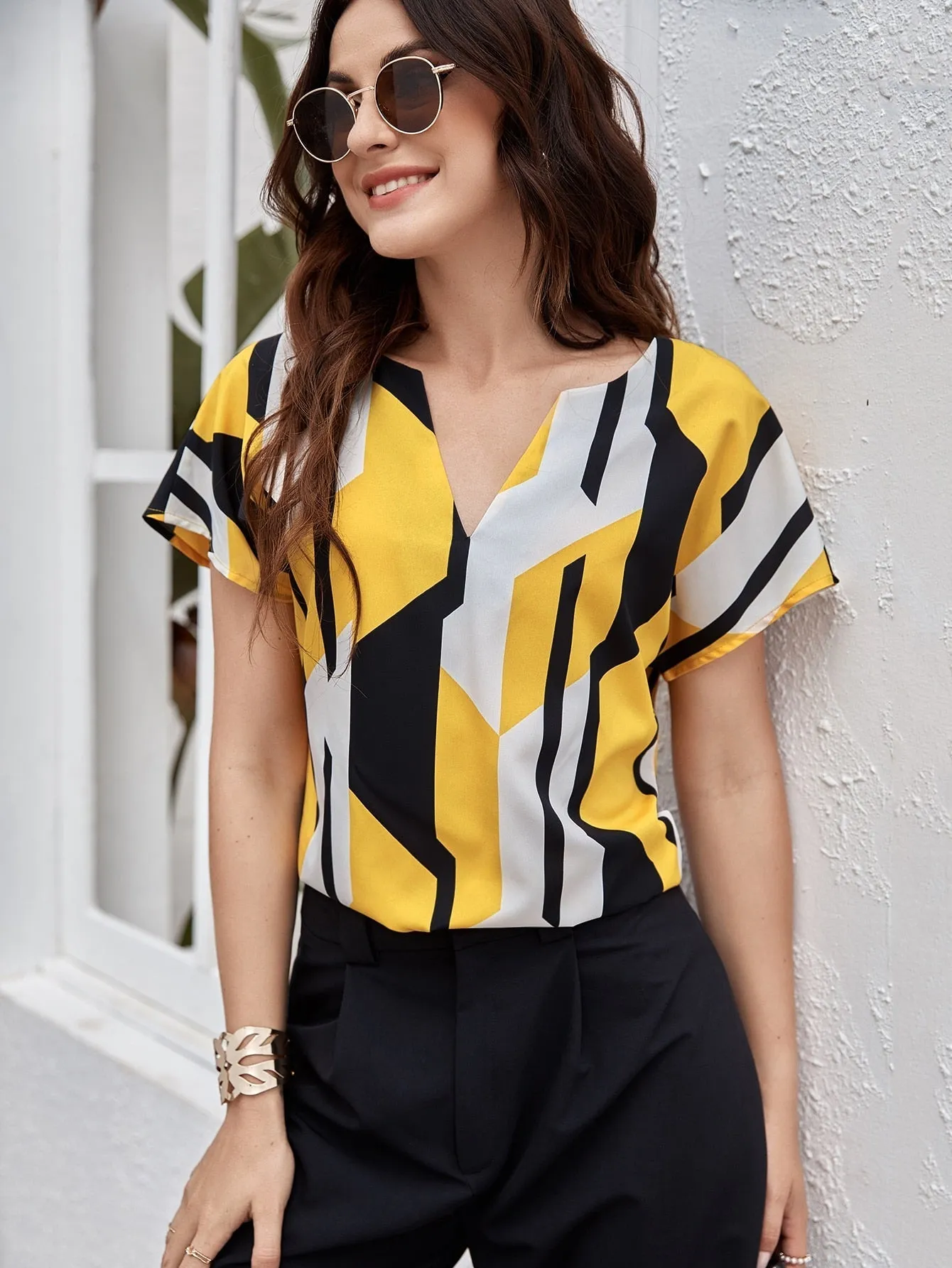 Printed Regular Sleeves V-Neck Crepe Top