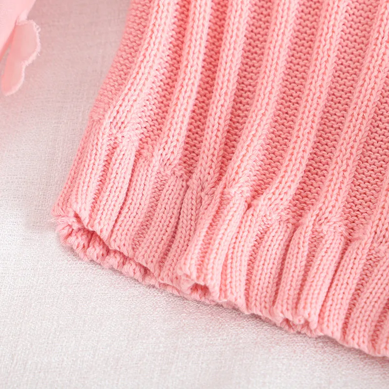 She Likes Everyone Knitted Blouse