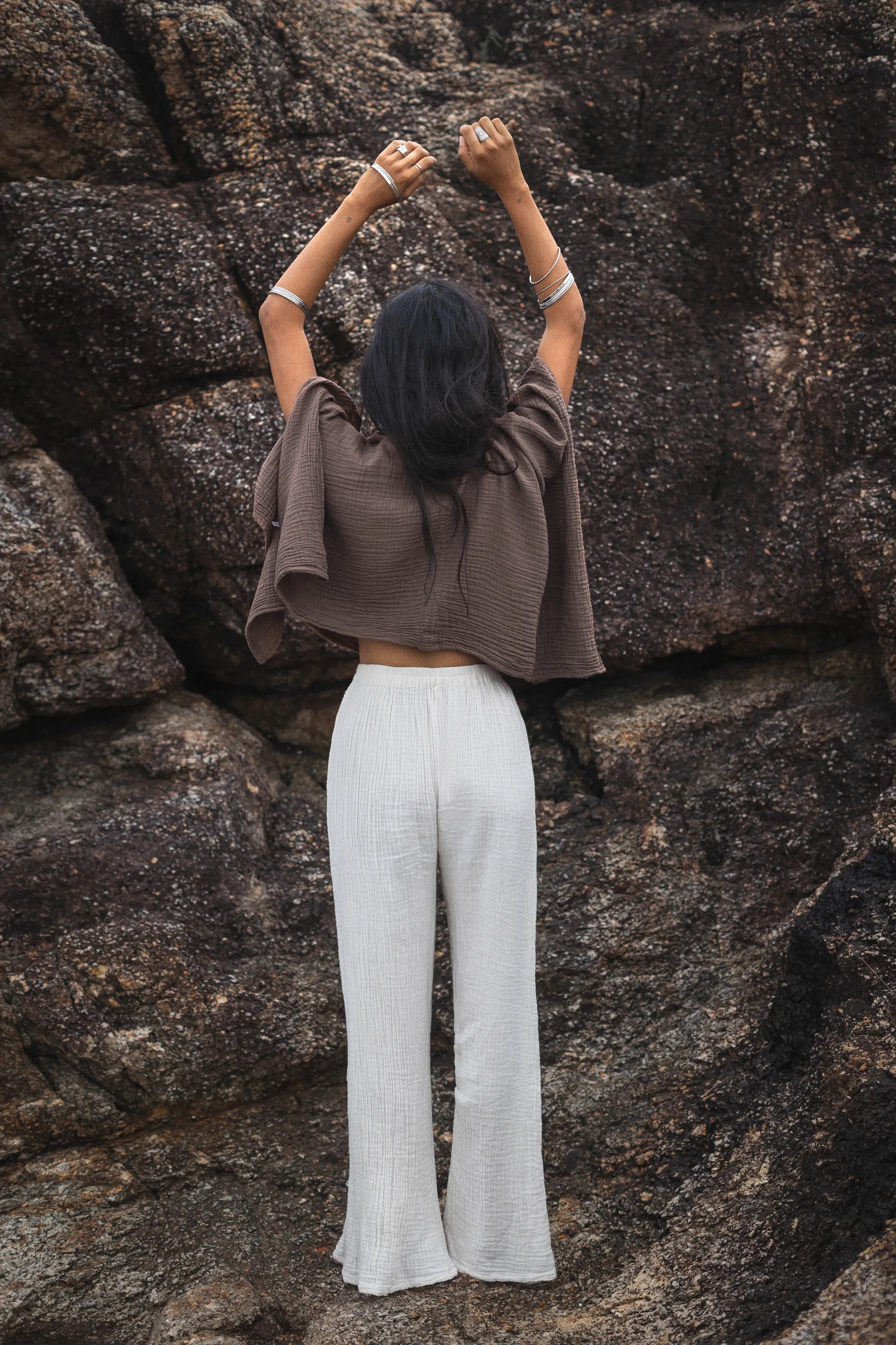 Sola Butterfly Top Mocha