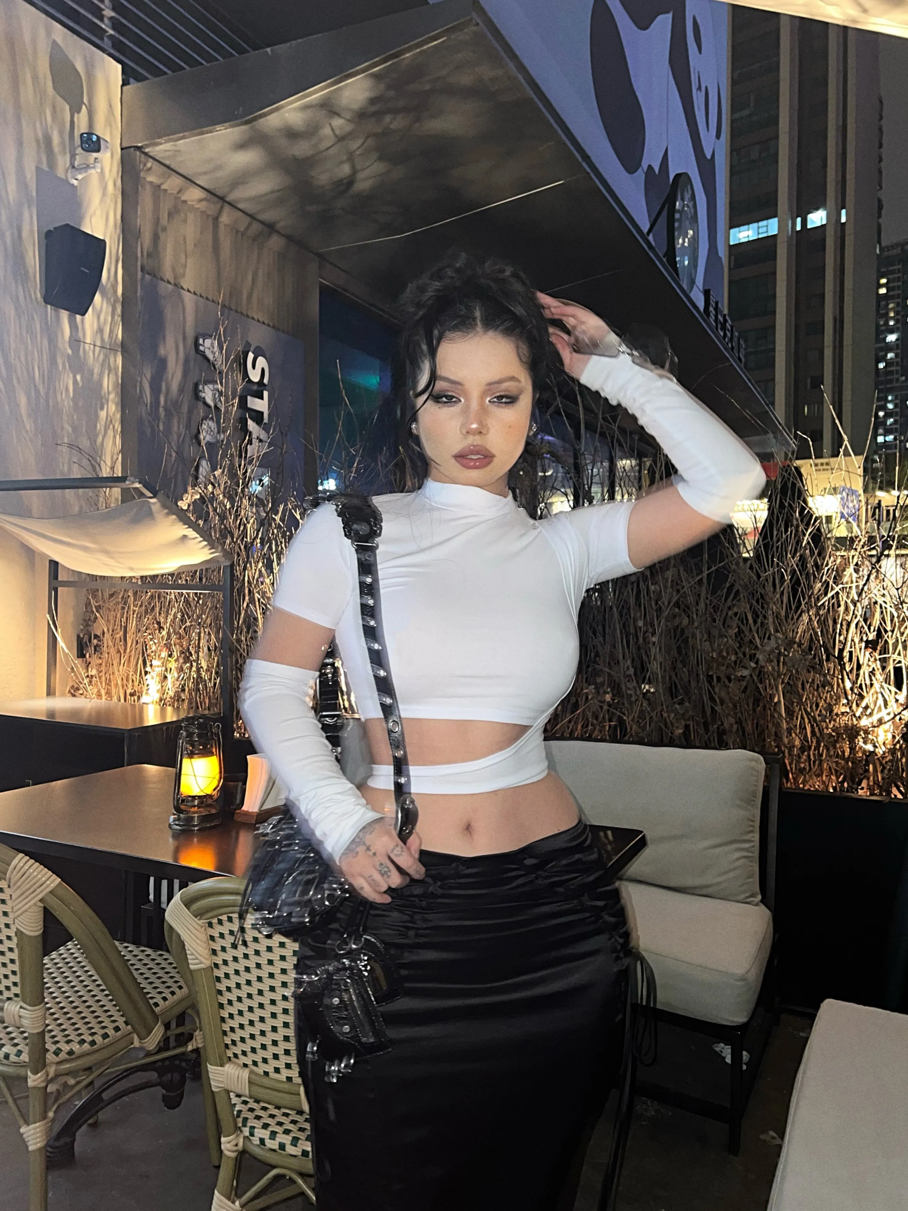 SYNEZ Solid Color Metallic Gloved Cut Out Slim Cropped Top