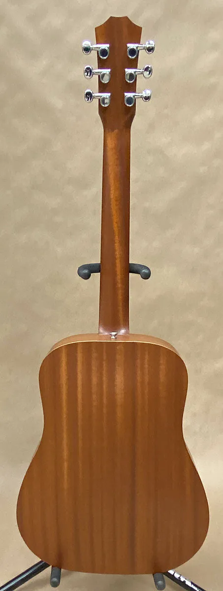 Taylor Swift Baby Taylor Travel Guitar