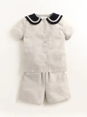 Trendsetting Top & Bottom S et