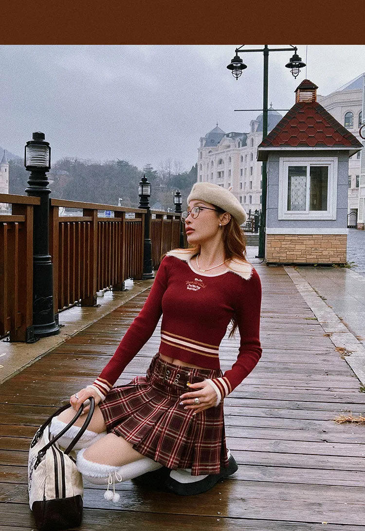 WE ARE BEERBROCLUB Solid Color Ribbed Slim Long Sleeve Cropped Top