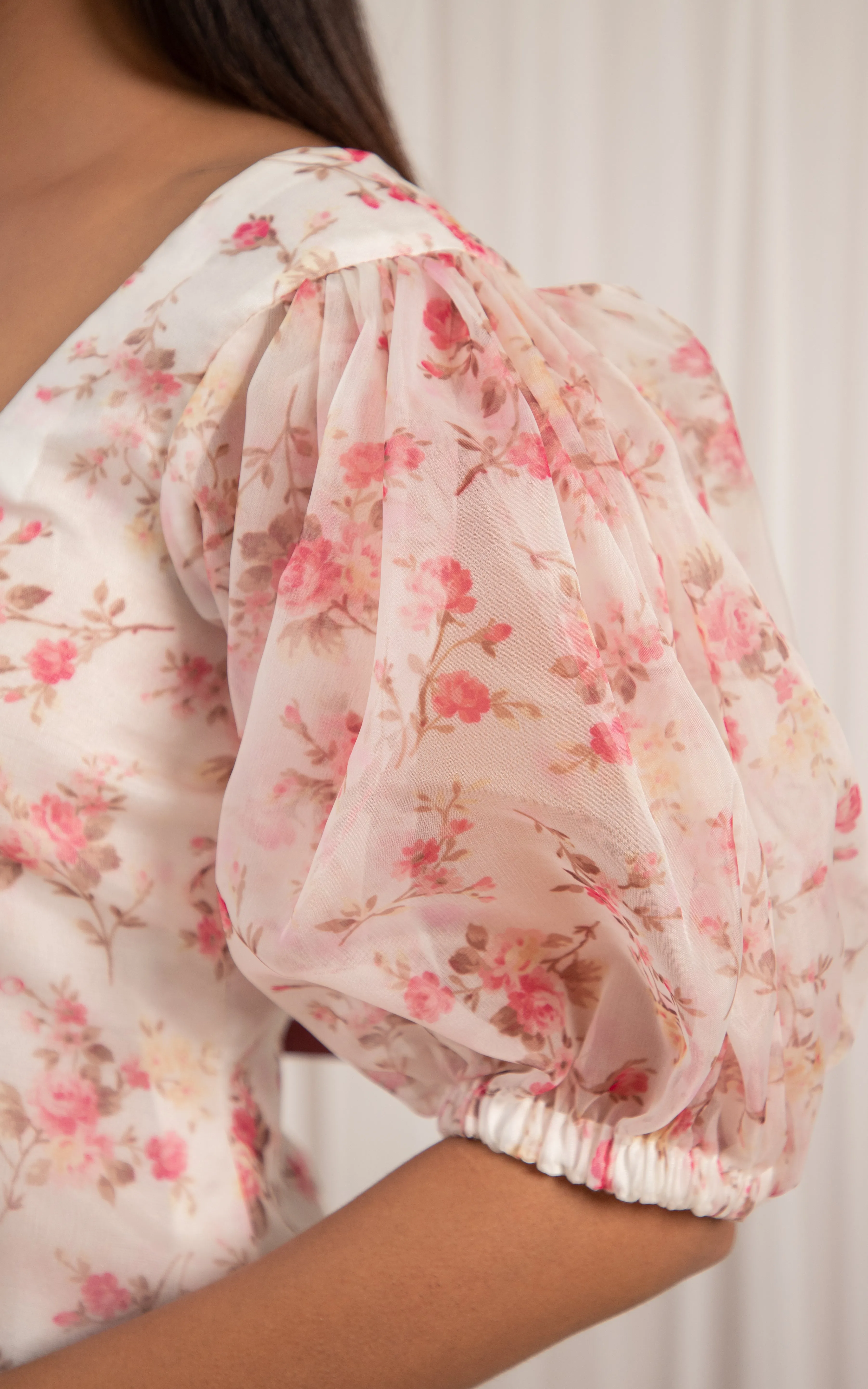 White Floral Fluffed Sleeve Organza Shirt Top