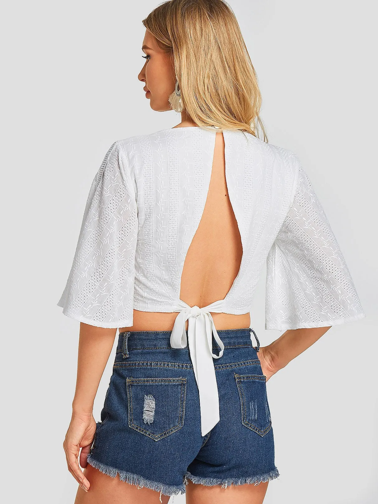 Wholesale Deep V Neck Plain Backless Hollow Half Sleeve White Crop Top