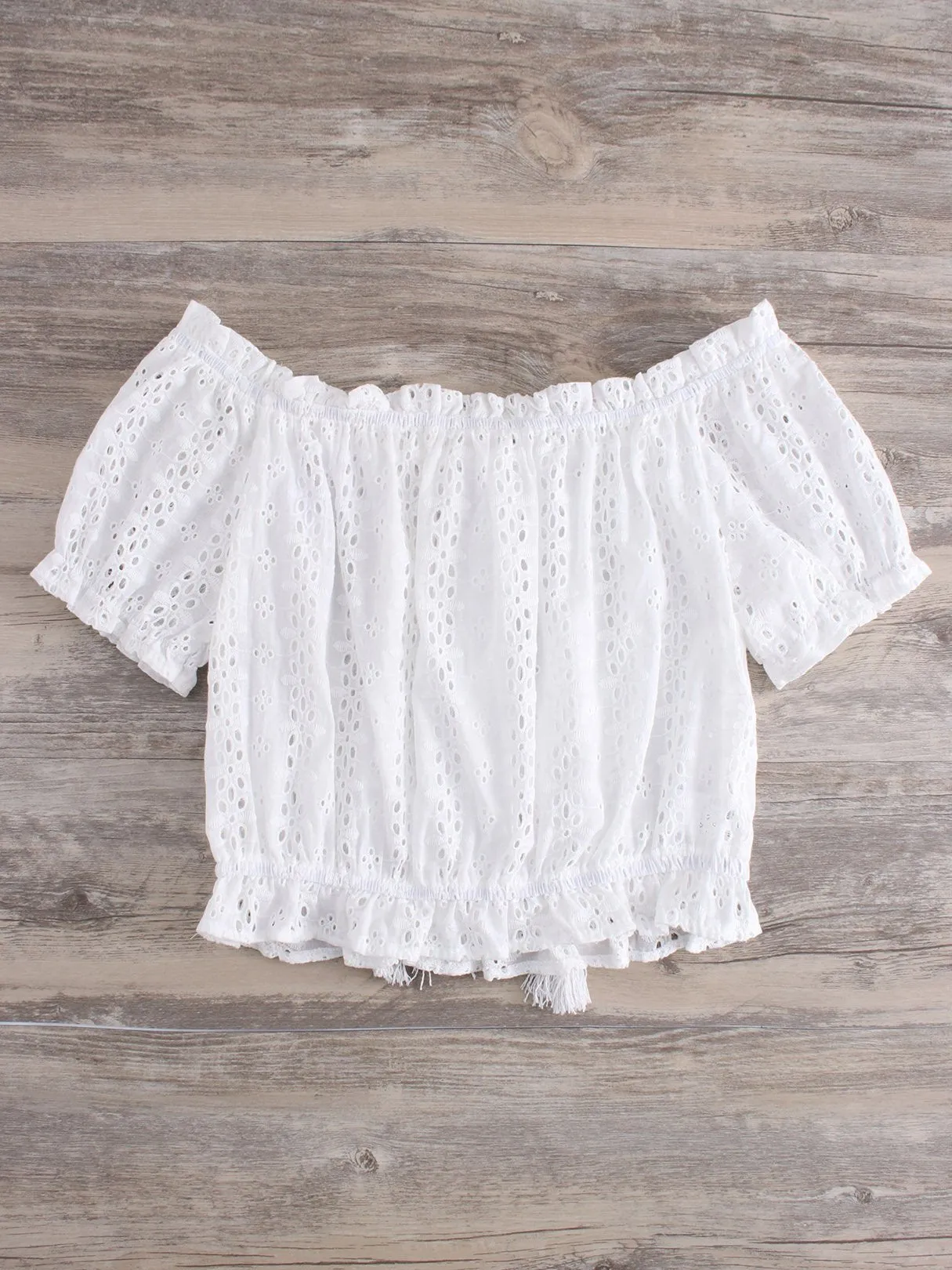 Wholesale Off The Shoulder Plain Crochet Lace Embellished Hollow Short Sleeve White Crop Top