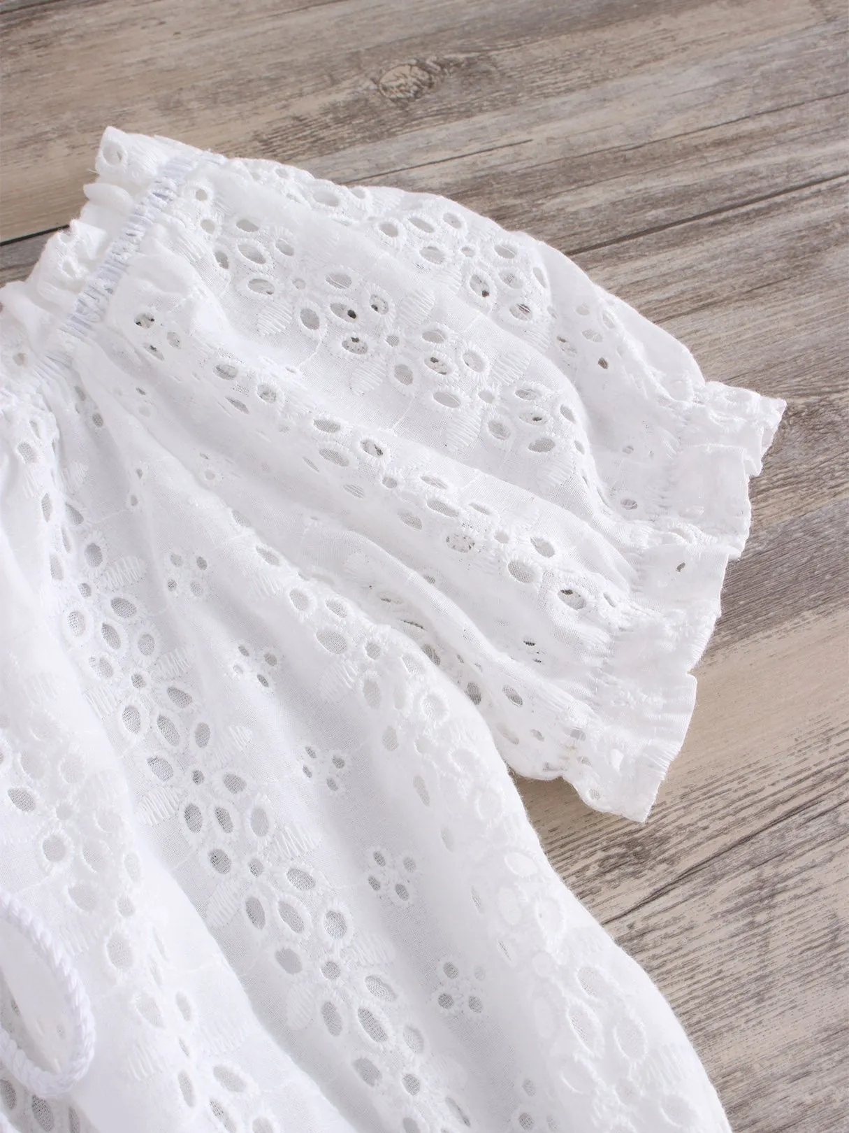 Wholesale Off The Shoulder Plain Crochet Lace Embellished Hollow Short Sleeve White Crop Top
