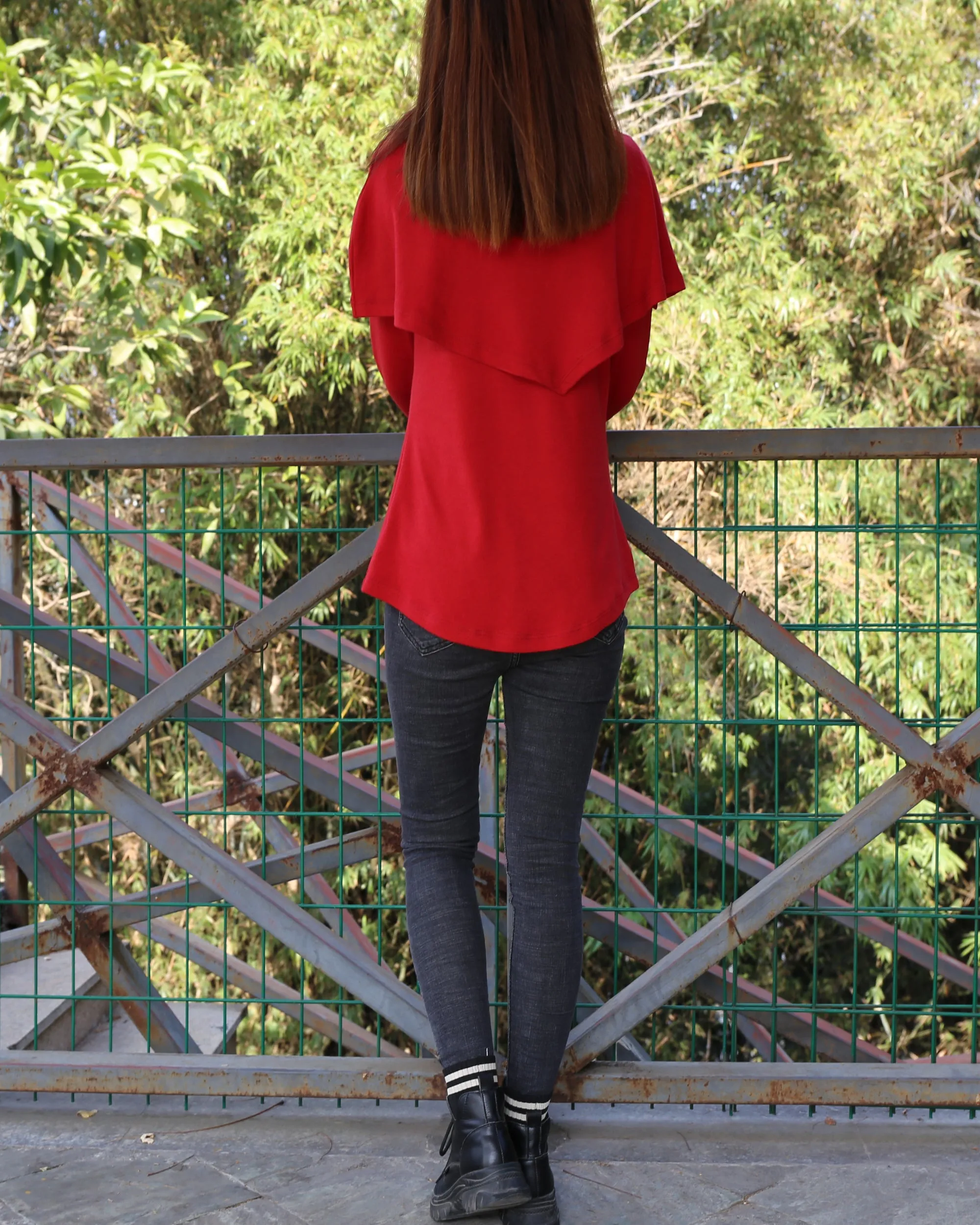 Women's Asymmetric t-shirt/bottoming shirt/long sleeve cotton top/customized top/(Y1018)