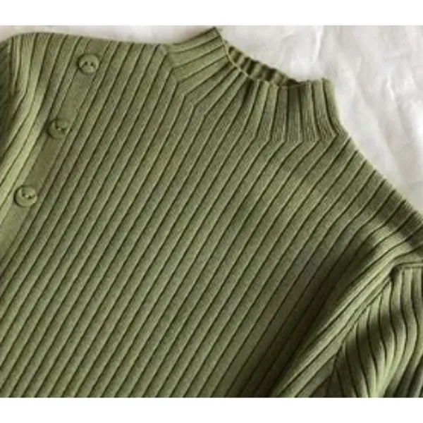 Women's Elegant Knit Turtleneck Jumper with Button and Slit | Ideal for Autumn/Winter