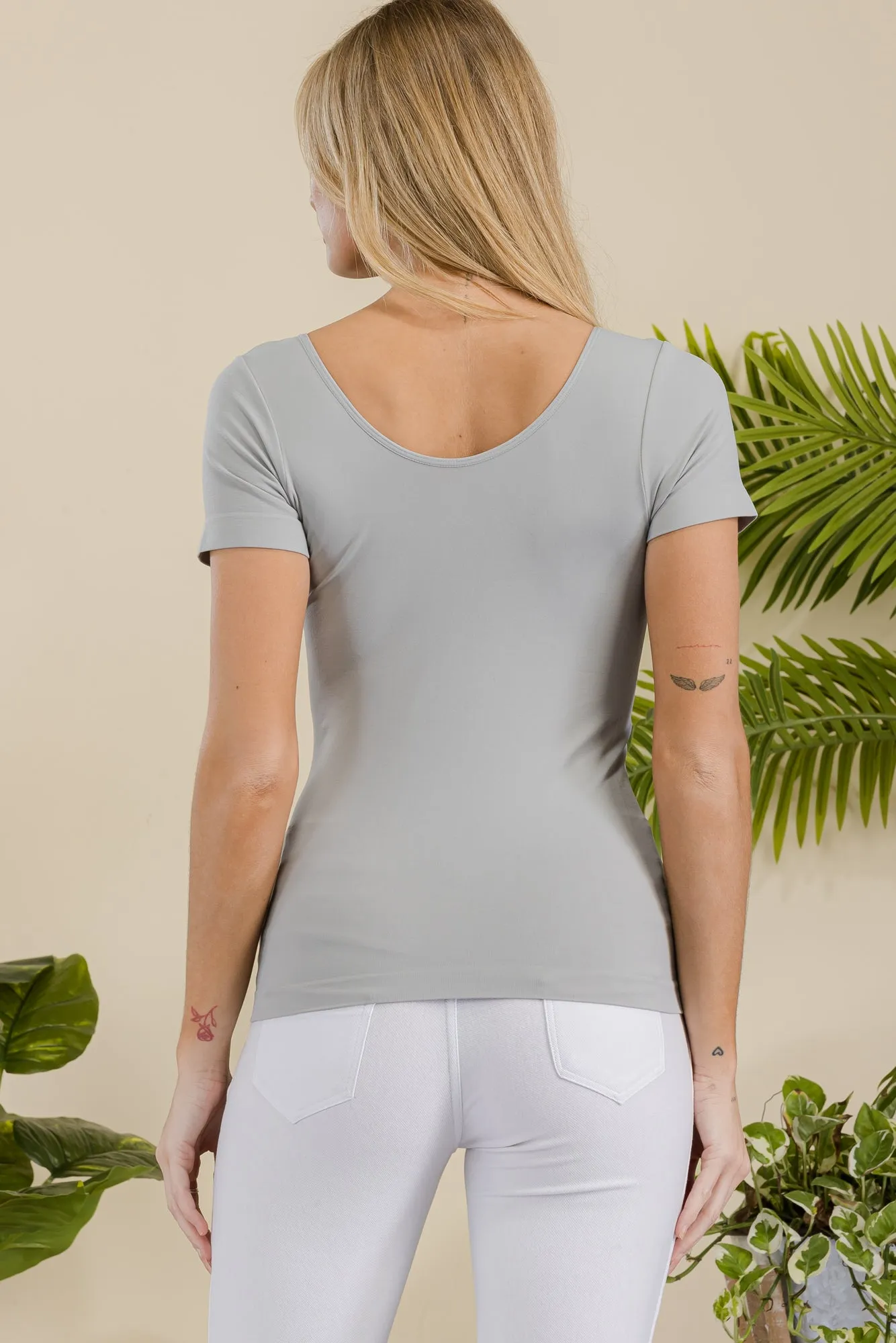 Women’s Essential Reversible Seamless Short Sleeve Top